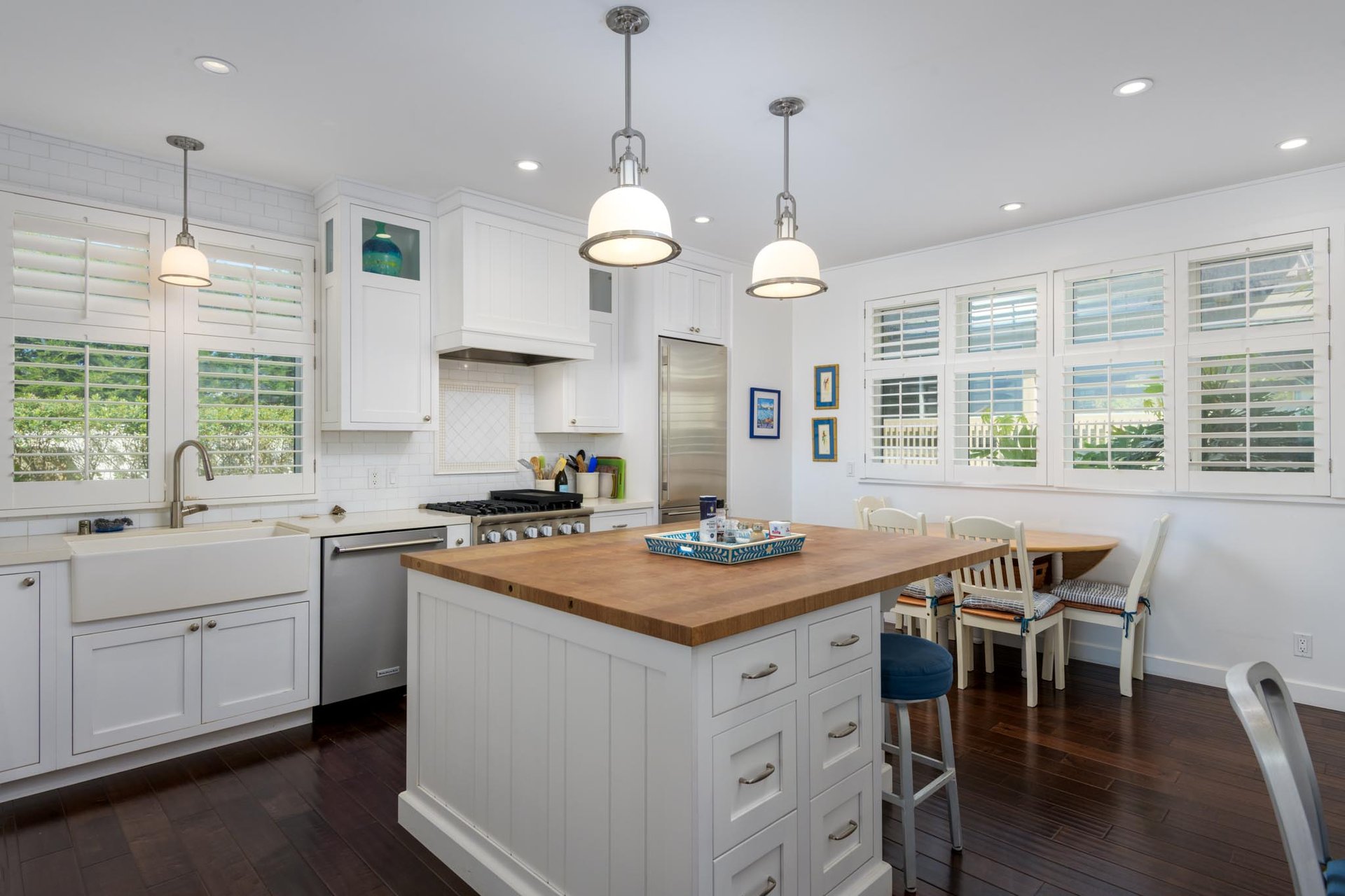 Idyllic Beachfront Living In Montecito