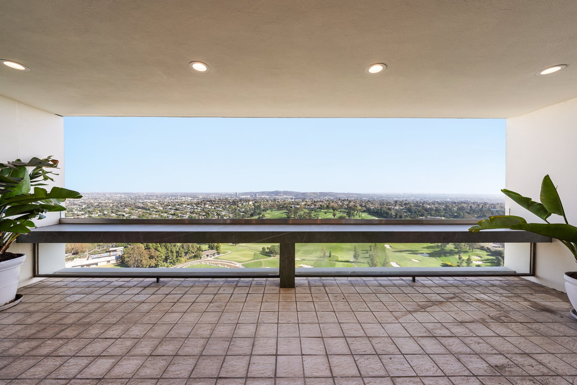 2220 Avenue Of The Stars Unit: 2306