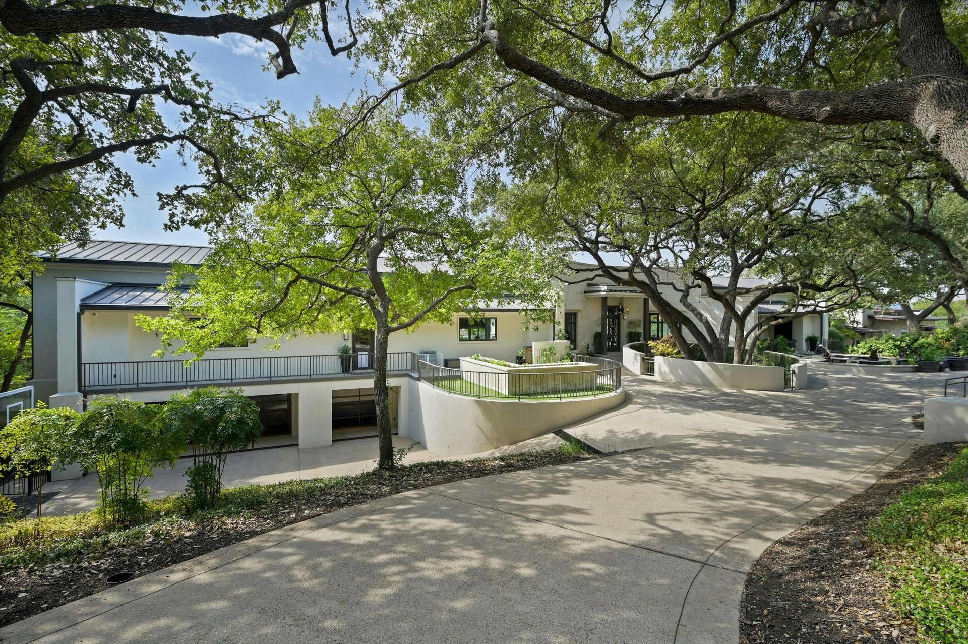 4705 Island Cove 