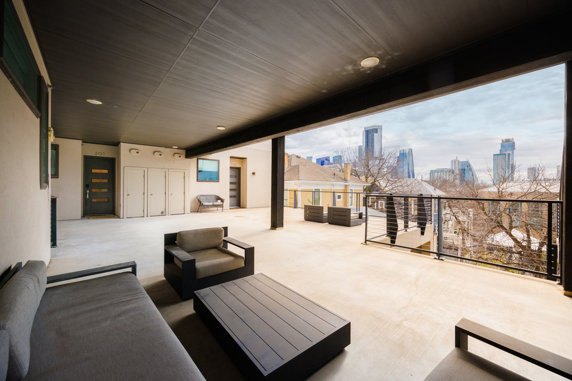 1306 West Avenue #205
