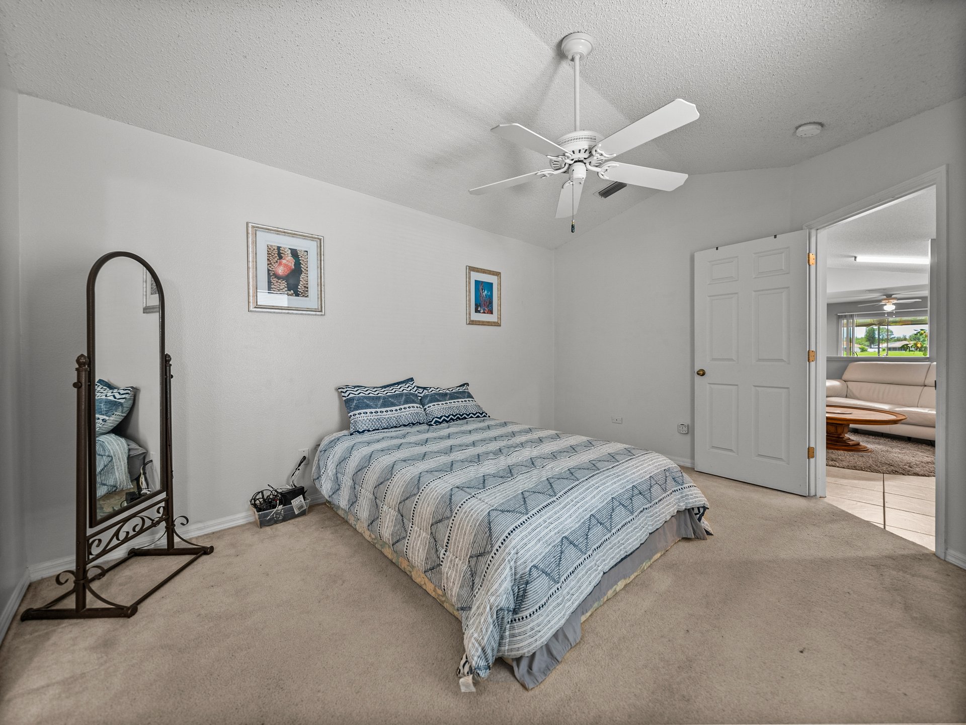 22829 SAINT THOMAS CIR