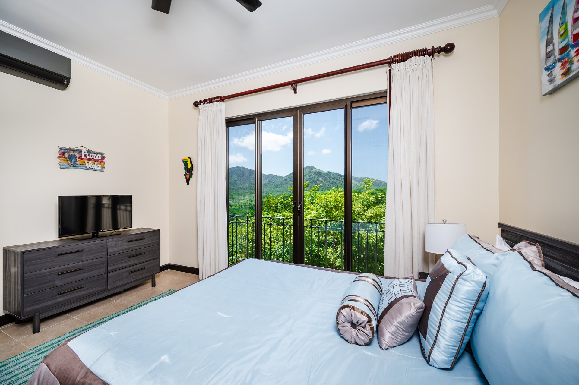 Malinche 424B | Luxurious 3-Bedroom Ocean View Condominium in Playa Conchal