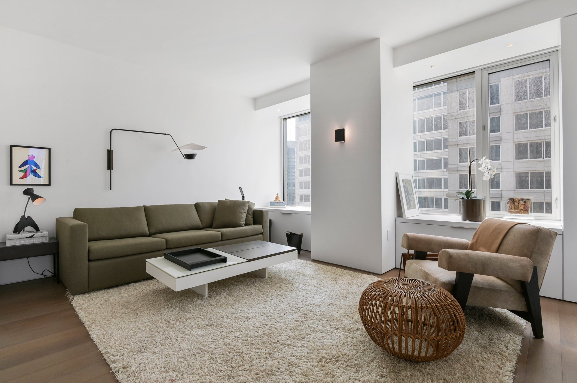Extraordinary Mid-Century Modernism Lease