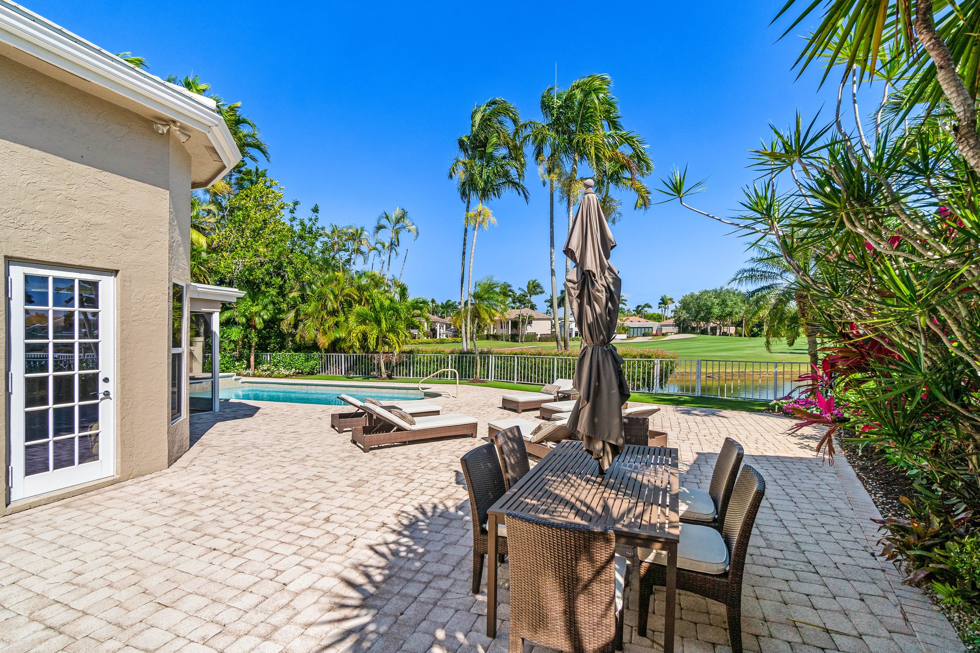 17168 Huntington Park Way