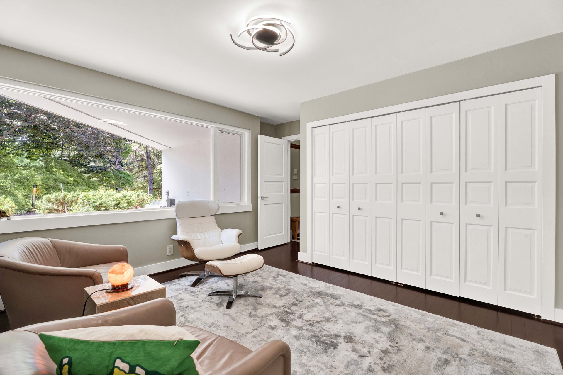 270 Martell Dr