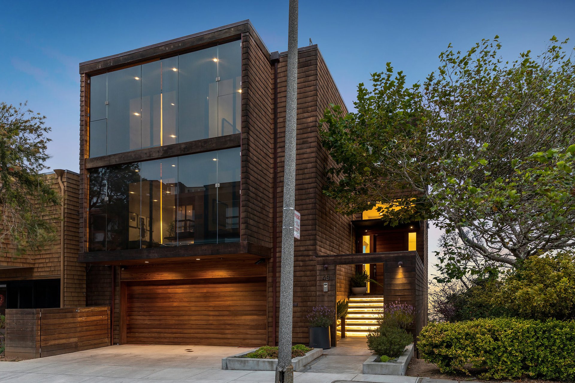 43 Topaz Way