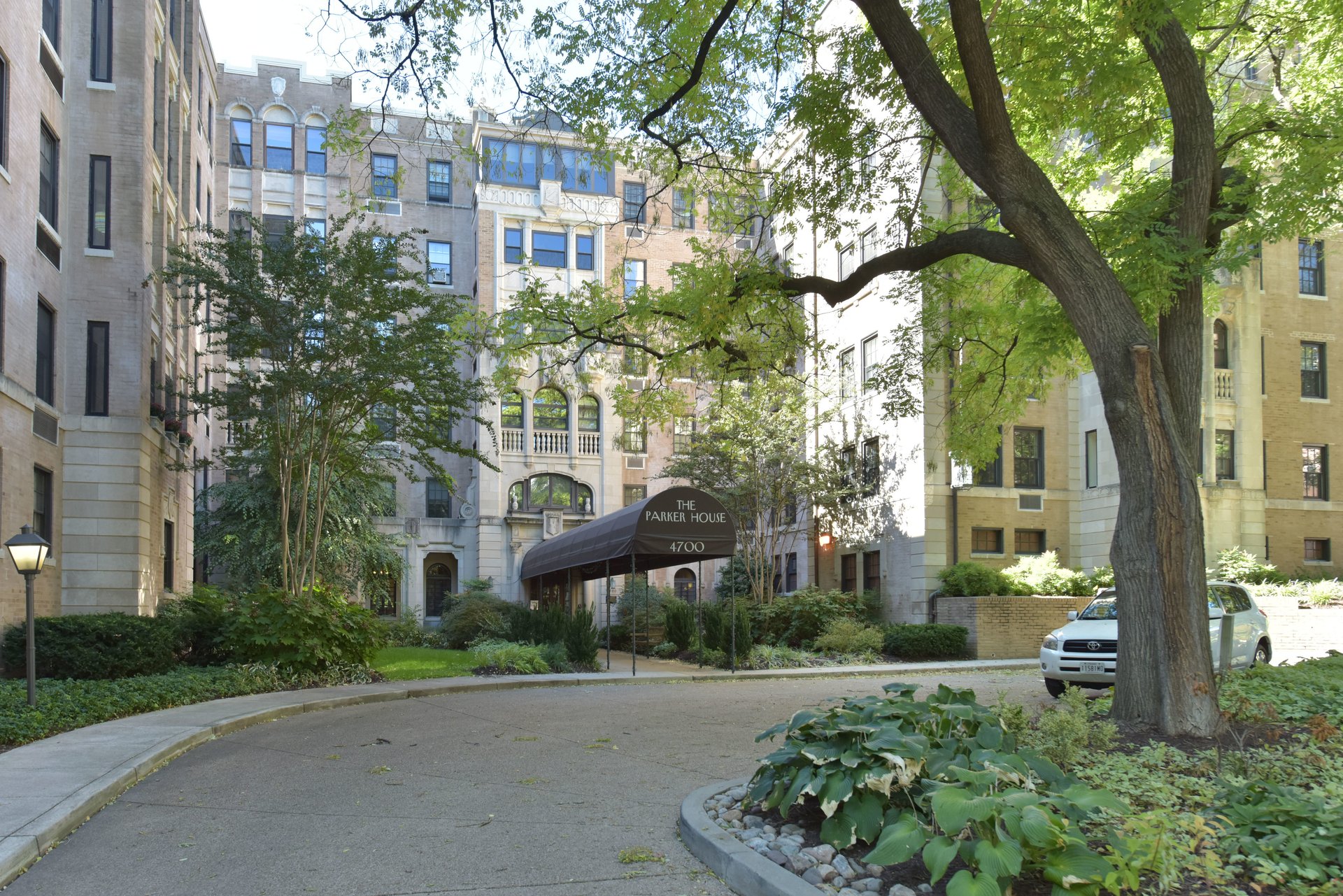 4700 Connecticut Ave NW, #206