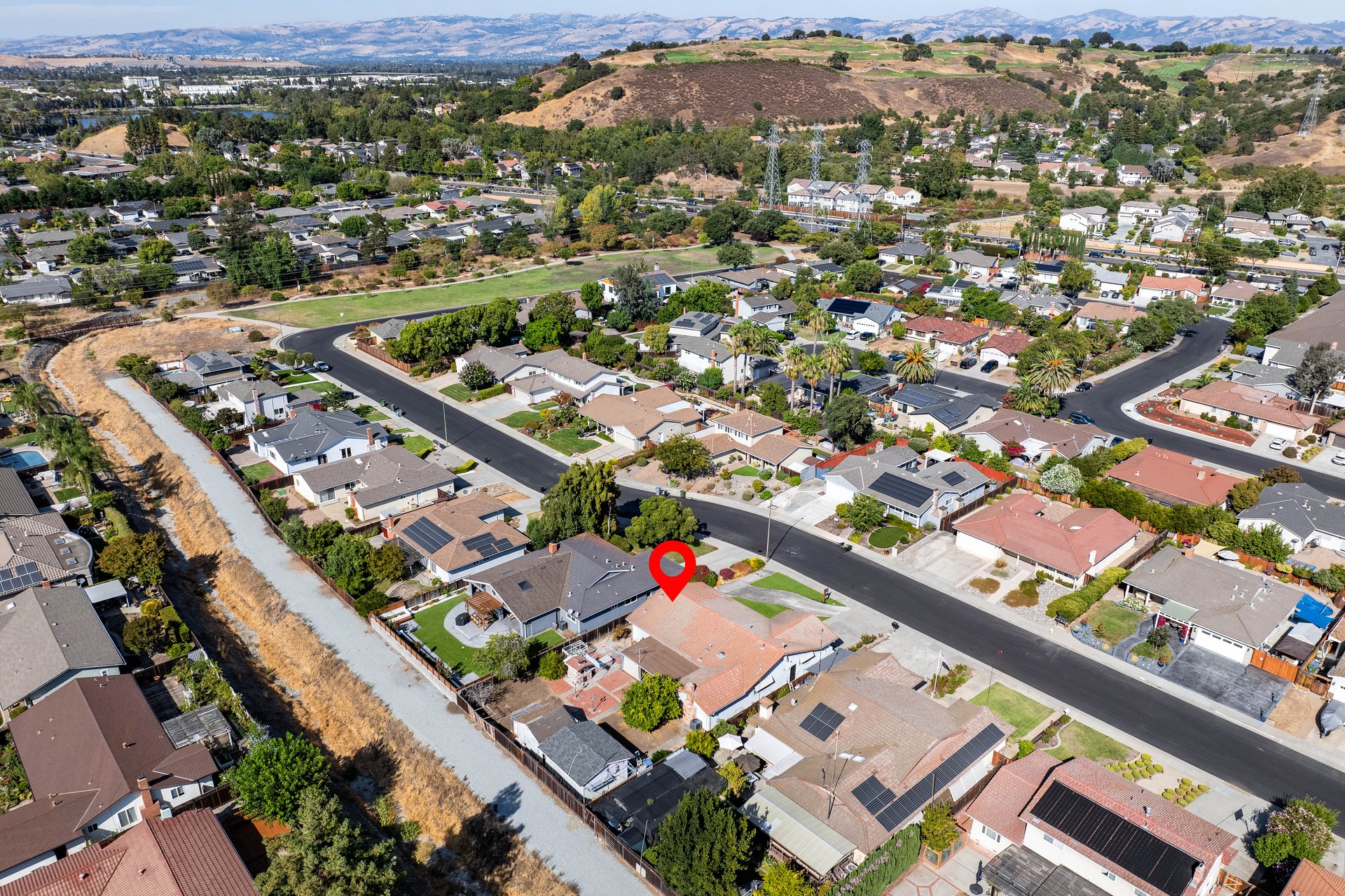 6137 Oak Forest Way