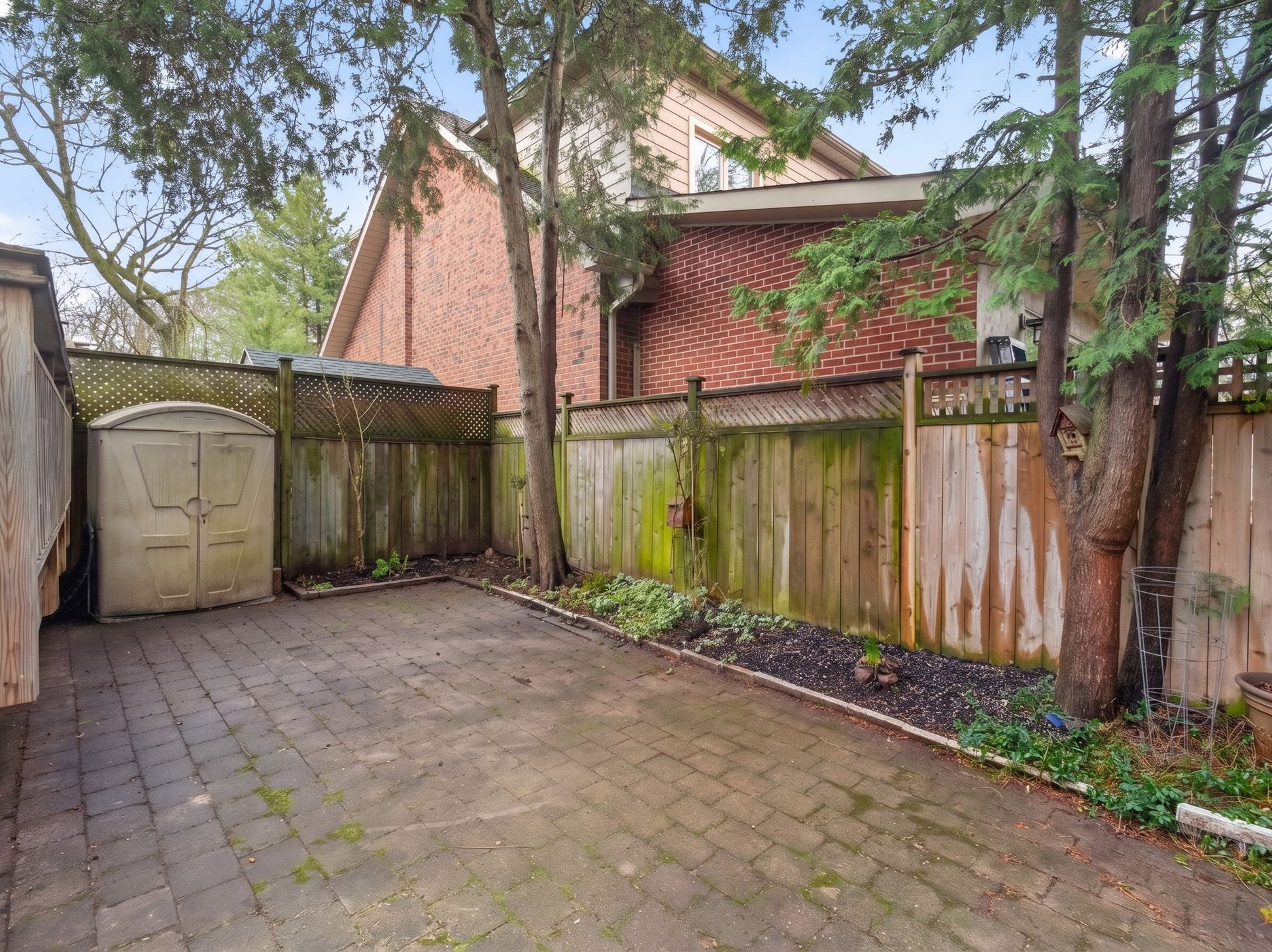 SOLD: Allenby Neighbourhood