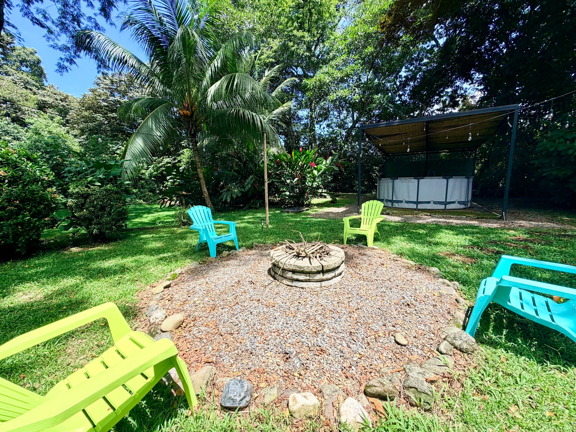 Riverside Cabin in Uvita | 0.98-Acre Estate with Room to Expand
