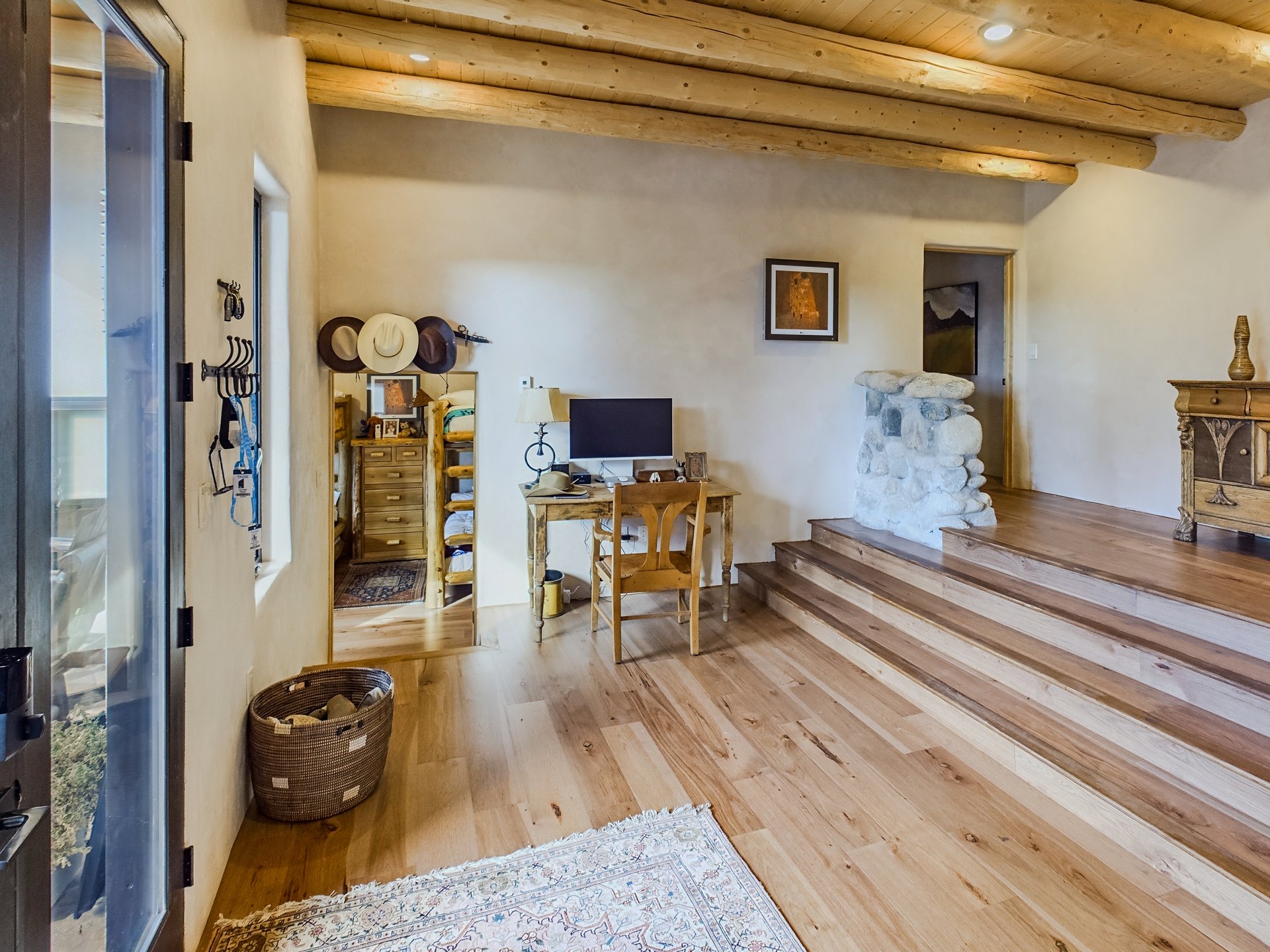 35 La Ceja Road