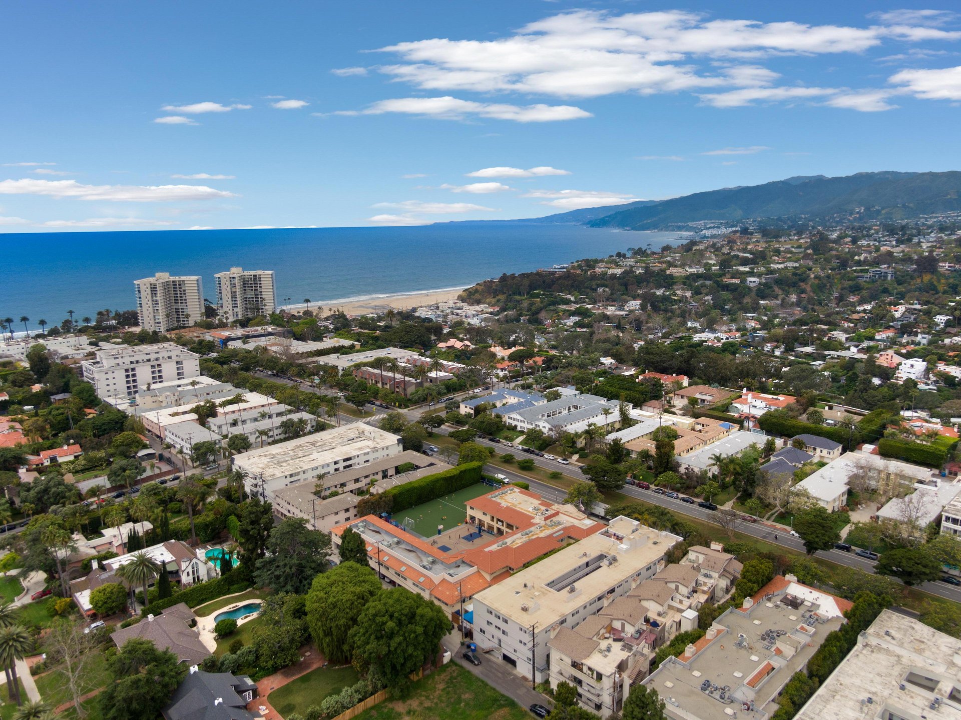 446 San Vicente Blvd Unit: 305