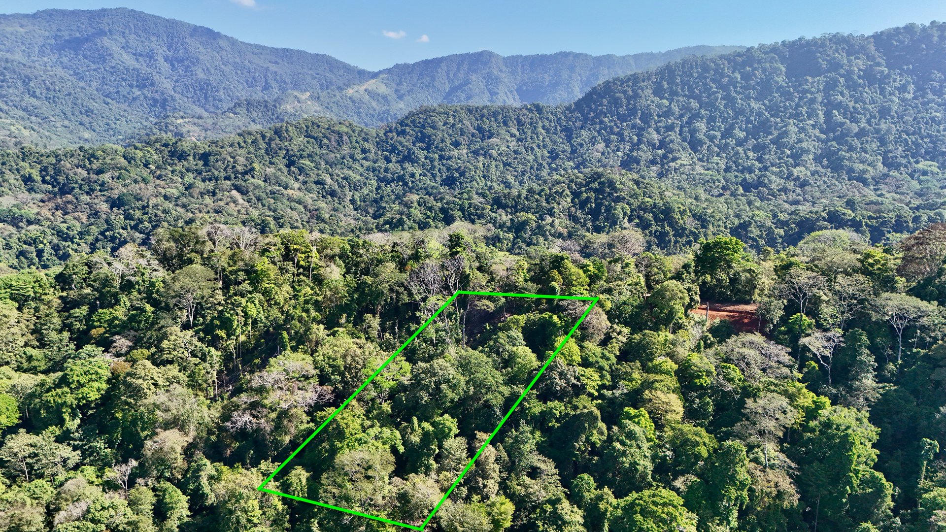 Unique Opportunity, Panoramic Ocean Views of the Whale's Tail Beach!