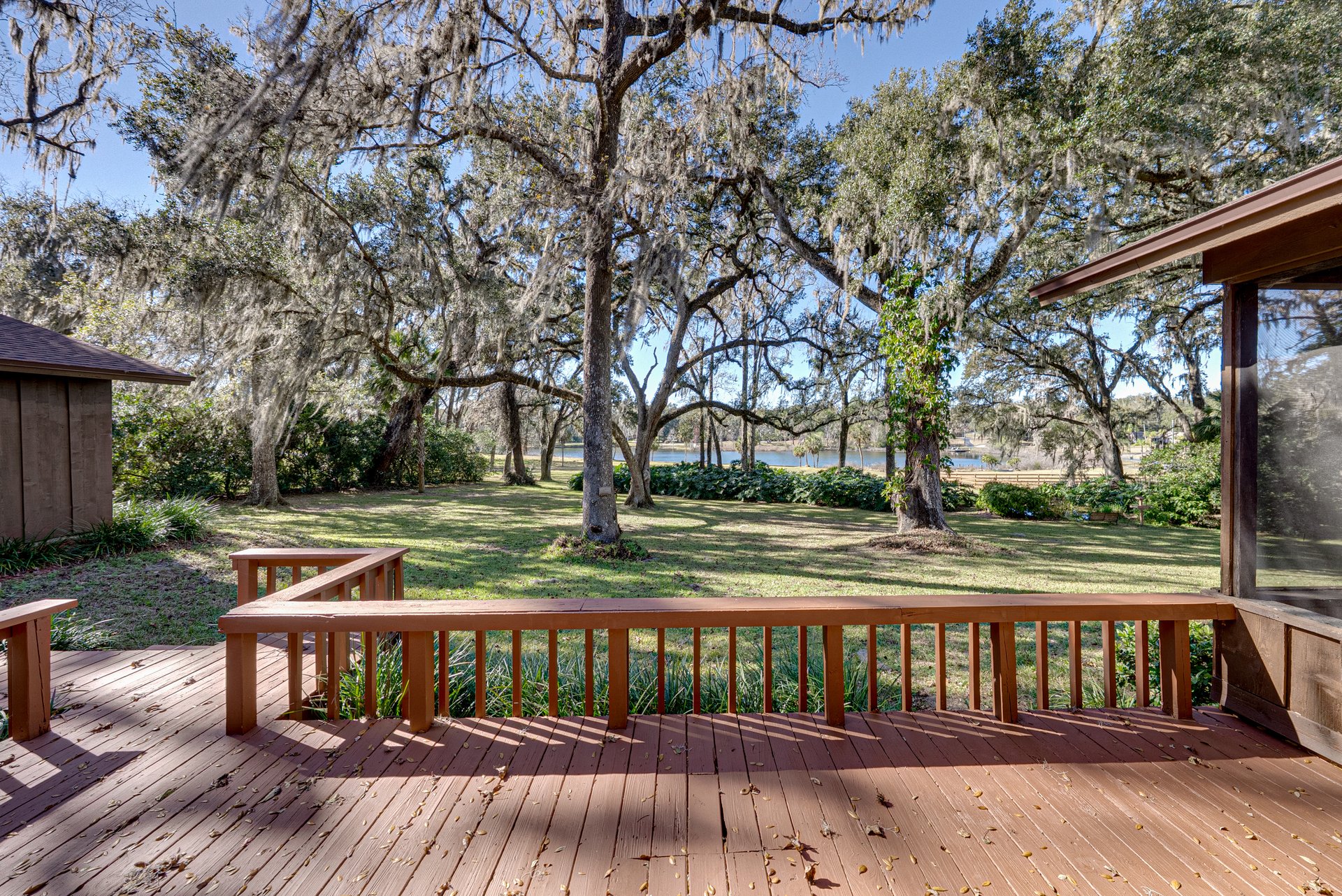 11045 FORT KING RD