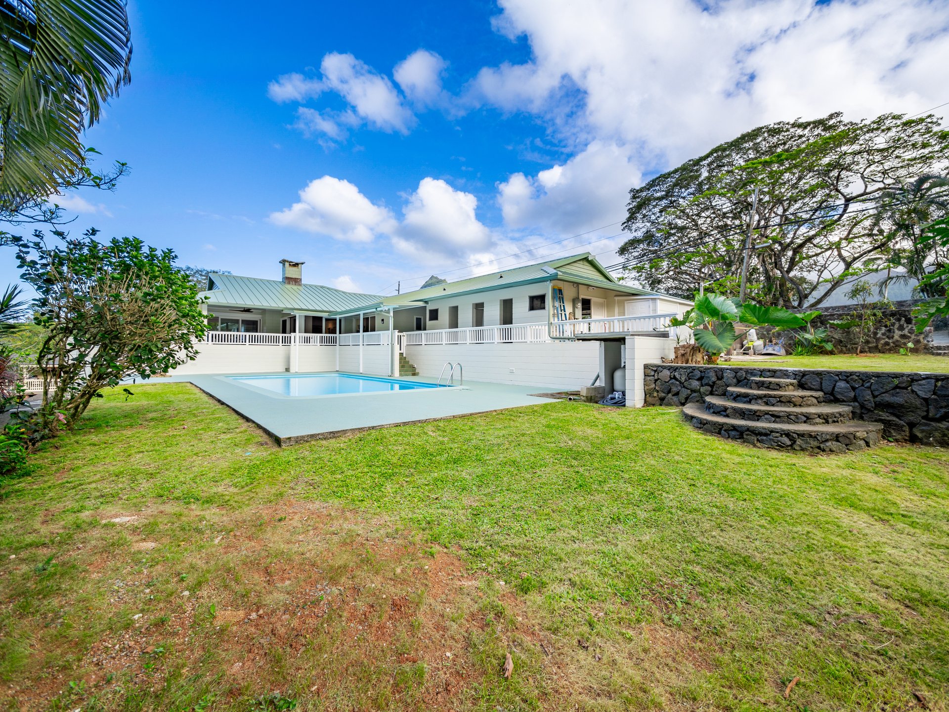 969 Auloa Road