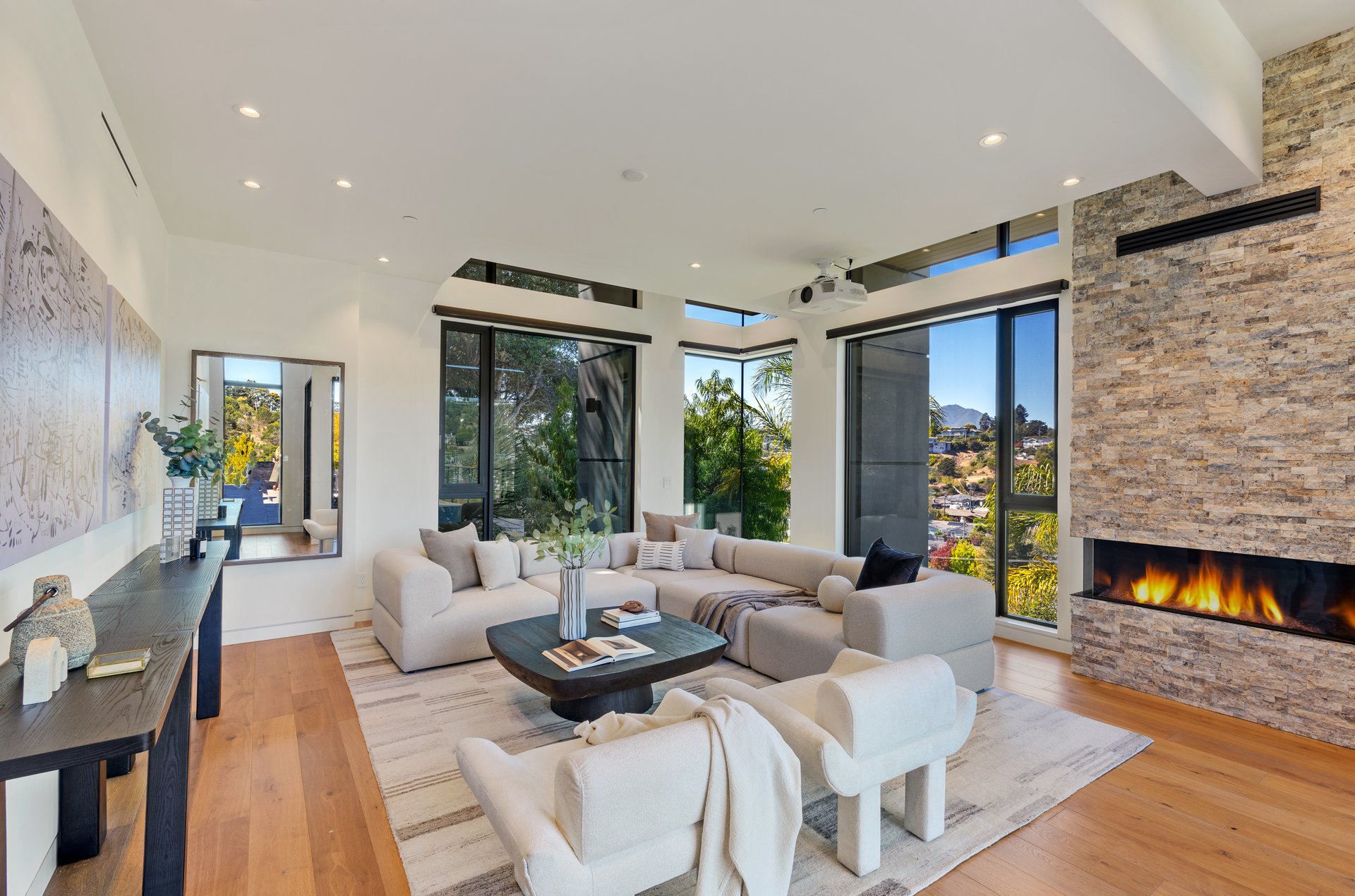 Modern Luxury - Completed in 2019
