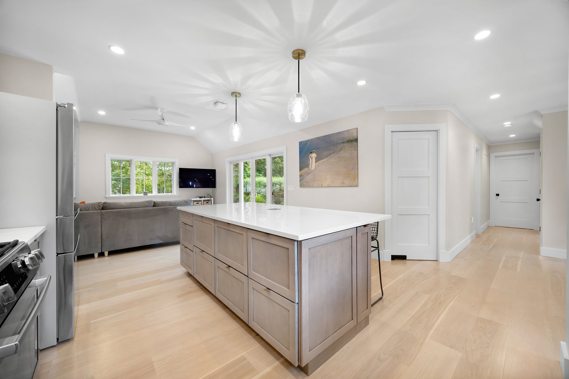 Pristine University Area Colonial