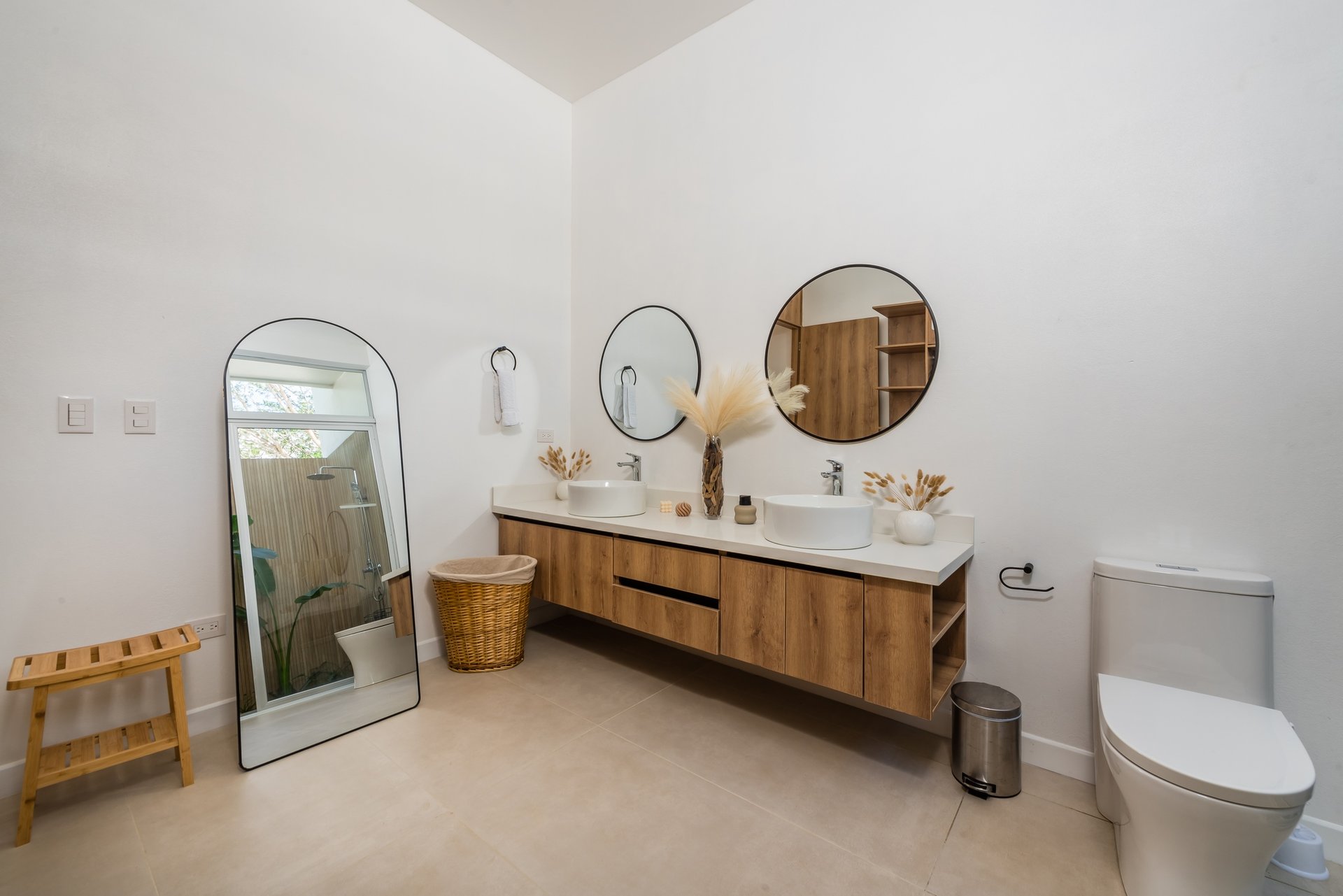 V-Jose Panama | Modern Boho Villa + Apartment with Pool in Linderos, Near Tamarindo