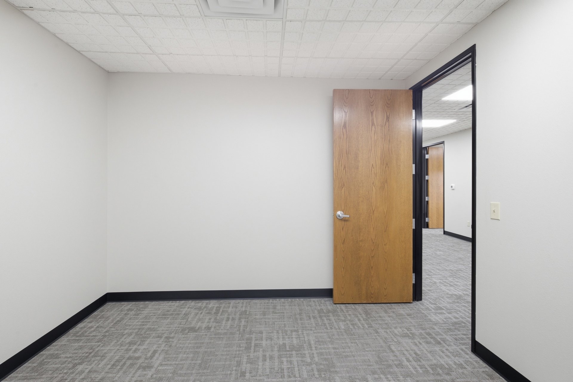 Independence Plaza I & II | Move-in Ready Spec Suites | For Lease