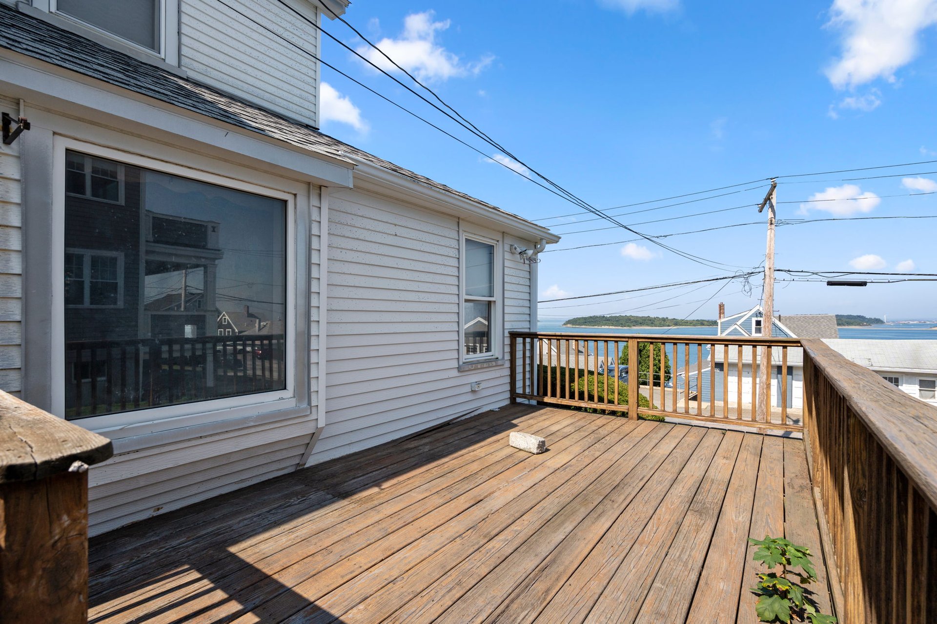 118 Sea Ave