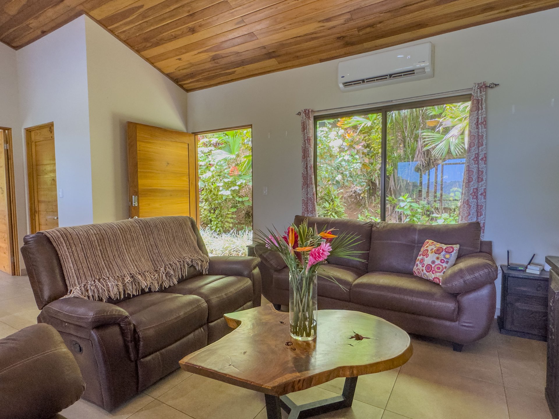 Private Rainforest Retreat Just Minutes from Dominical