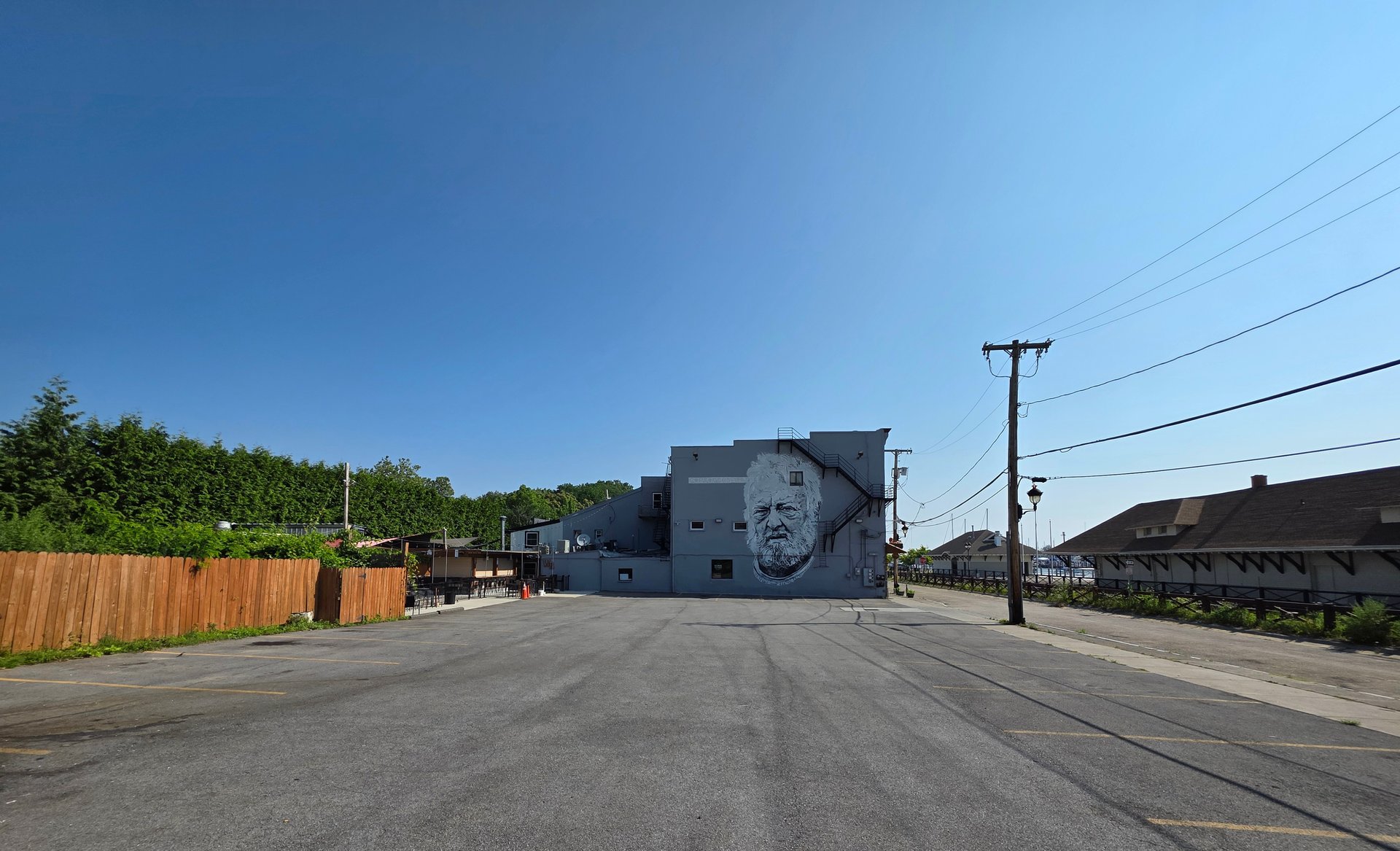 407 River St.