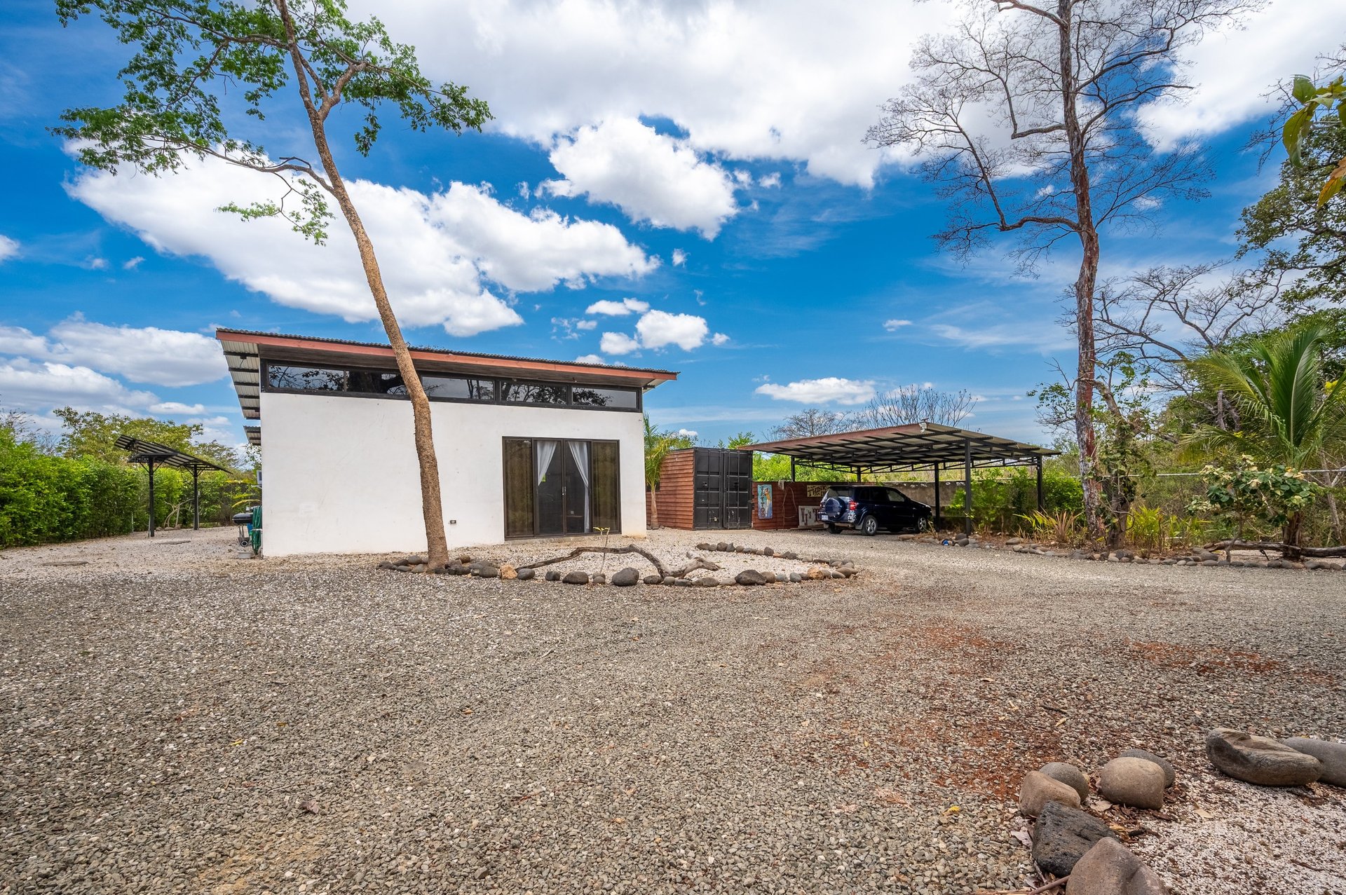 Casa Jaramillo | Eco-Friendly Property with Guest Studio & Solar Power – Near Tamarindo