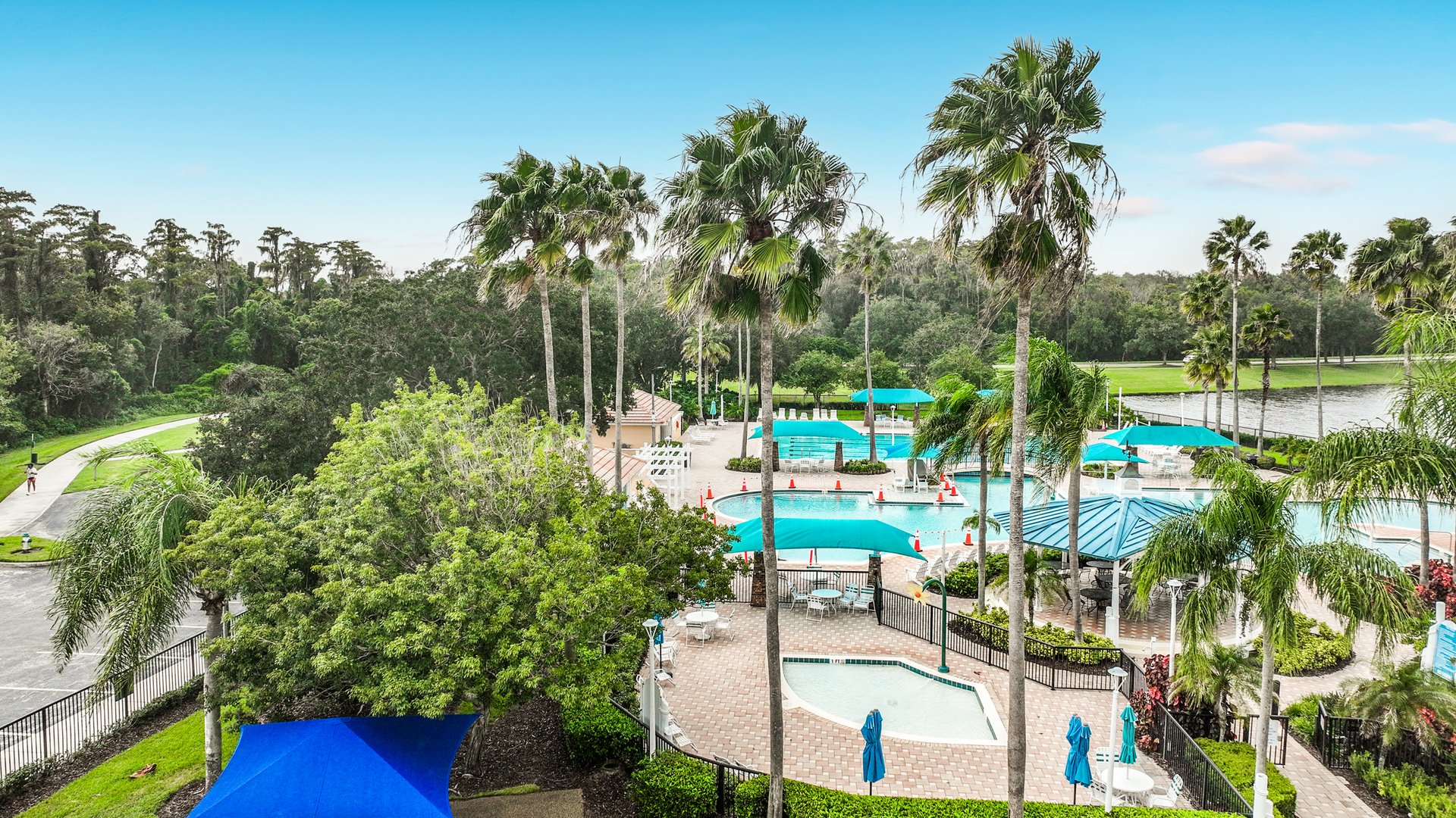 Orlando Vista Lakes 5-Bedroom 4-Bathroom Home and Lifestyle