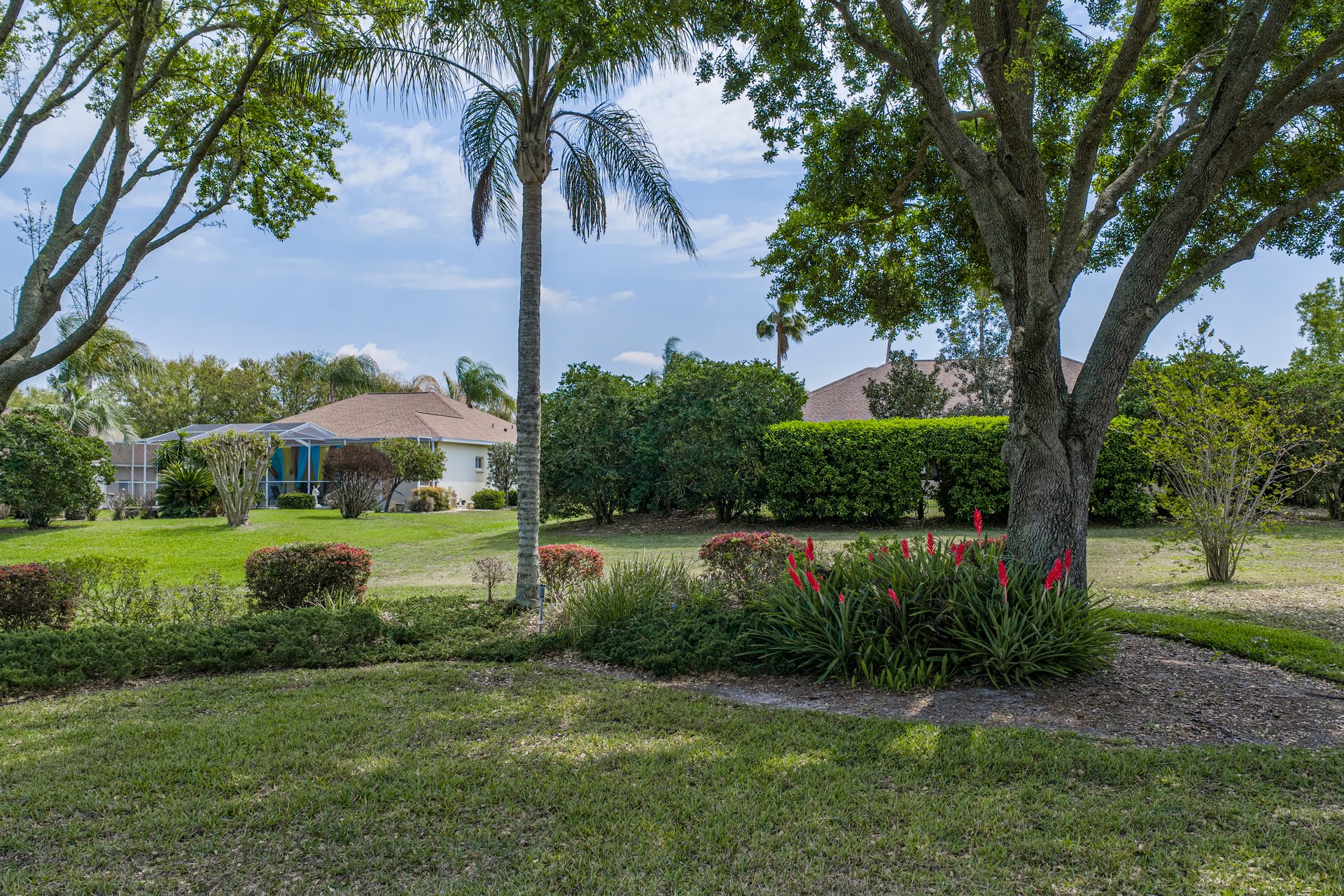 13304 THOROUGHBRED DR