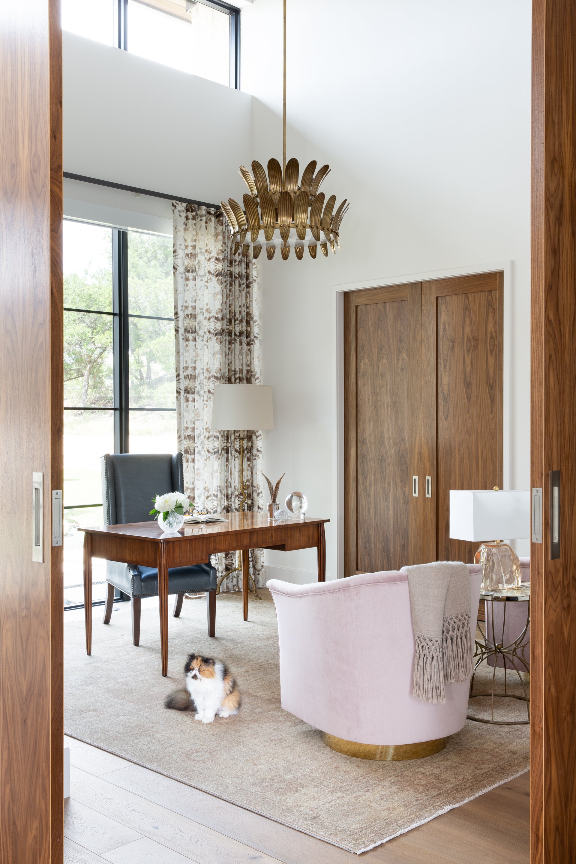 Contemporary Design & Spectacular Views