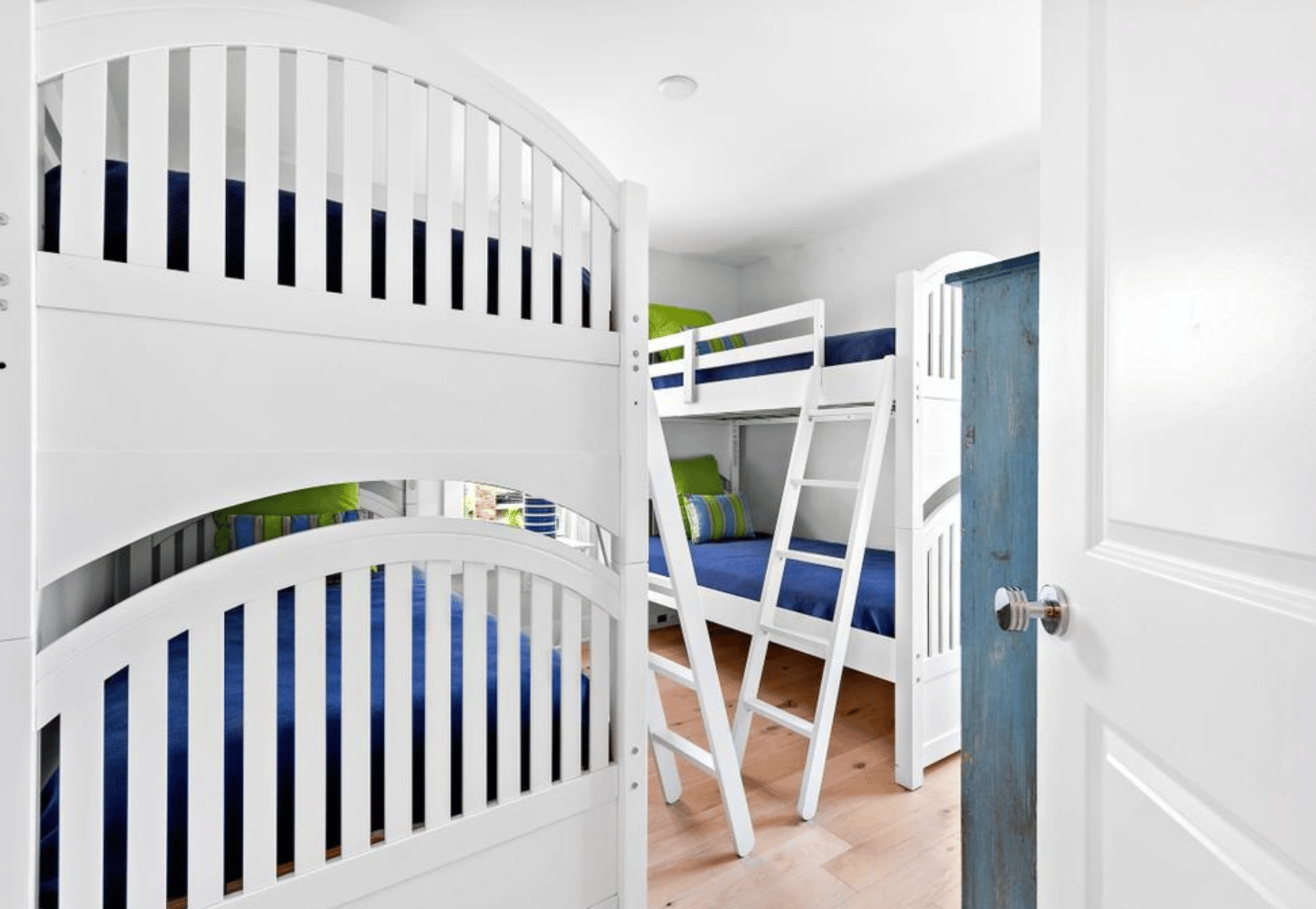 5 S. Ocean Avenue, Surf City - Pet Friendly 