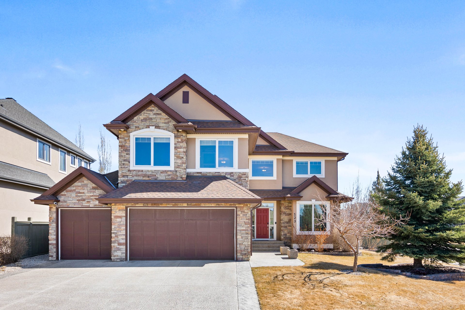 123 Wentworth Court SW