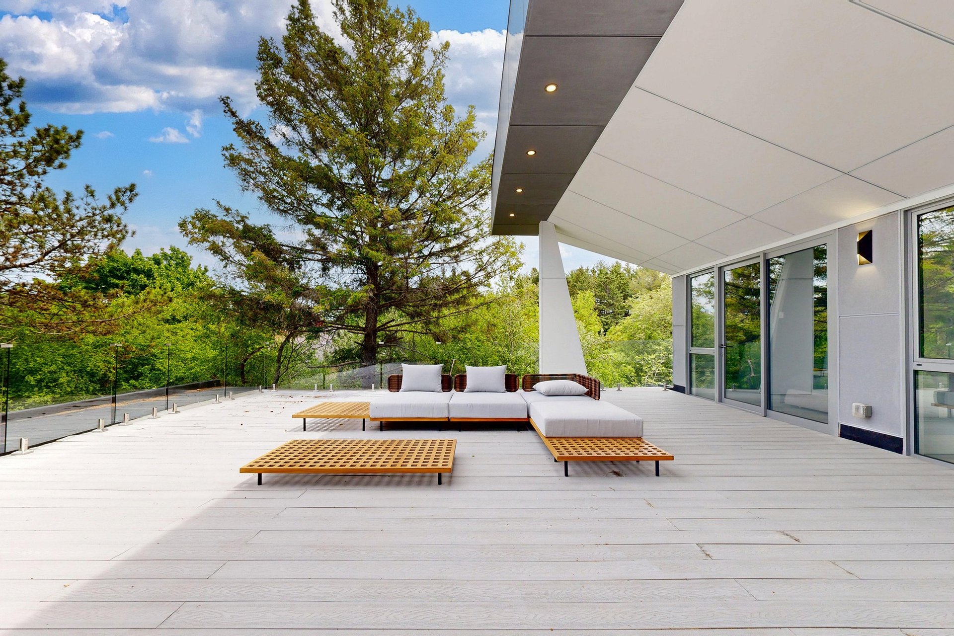 Breathtaking Elegance Throughout