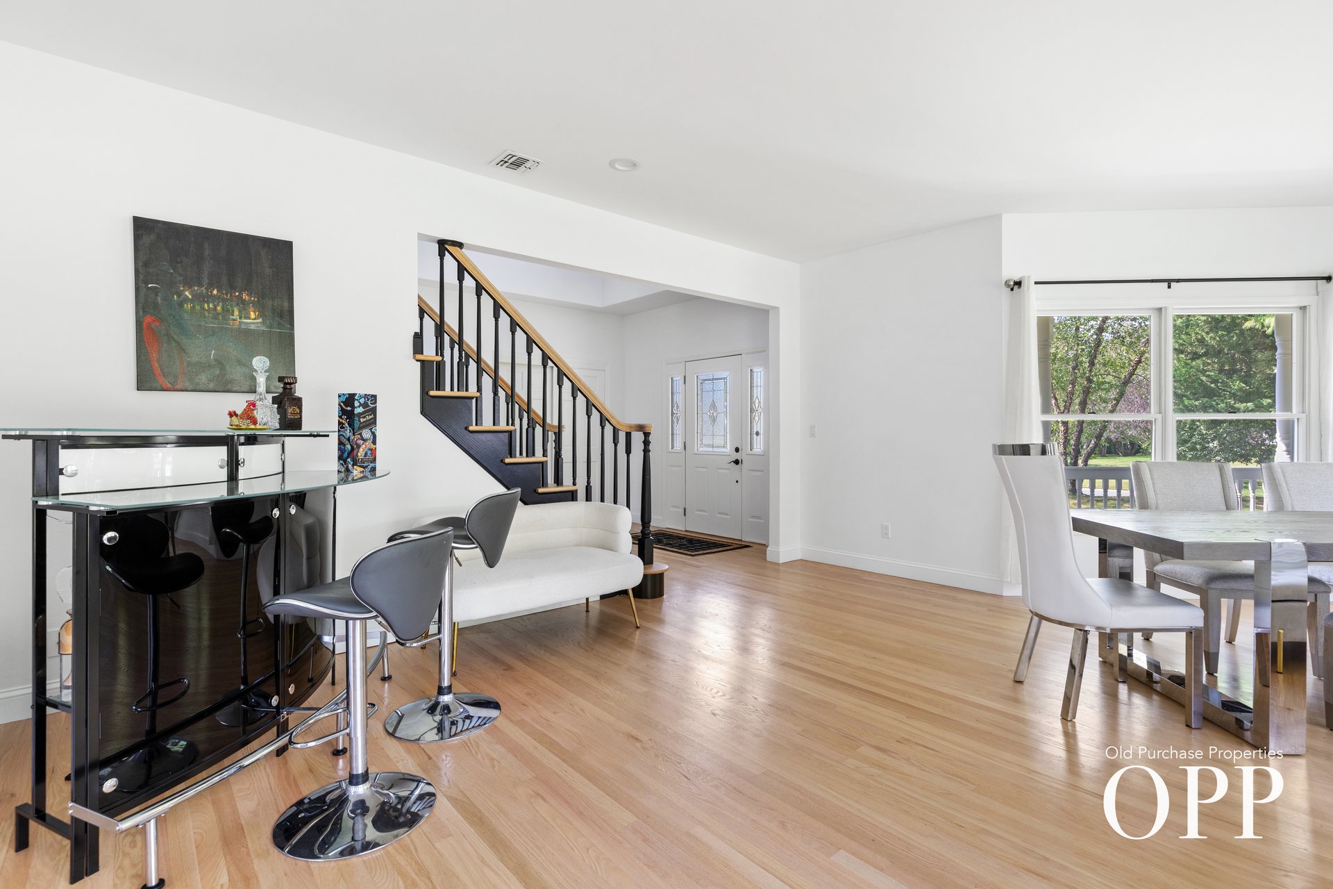1.28 Acres of Updated Living in Brookhaven Hamlet