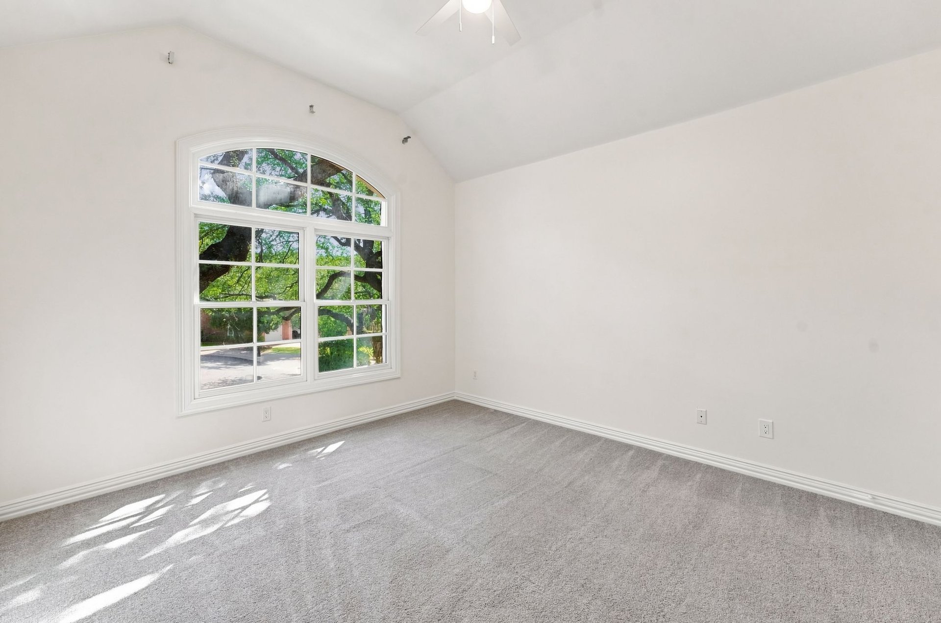 2900 Meandering River Court