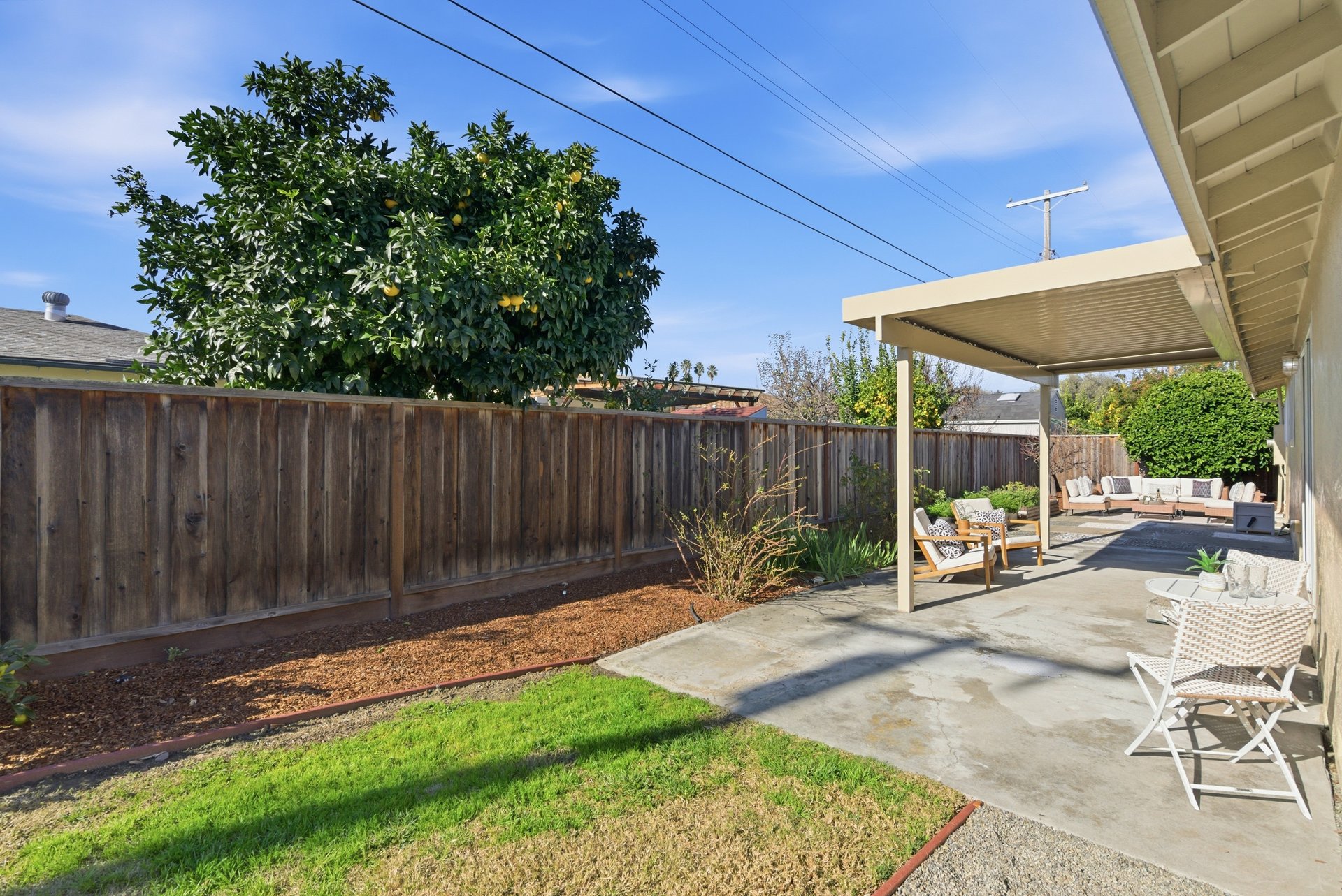 2560 Elliot Court