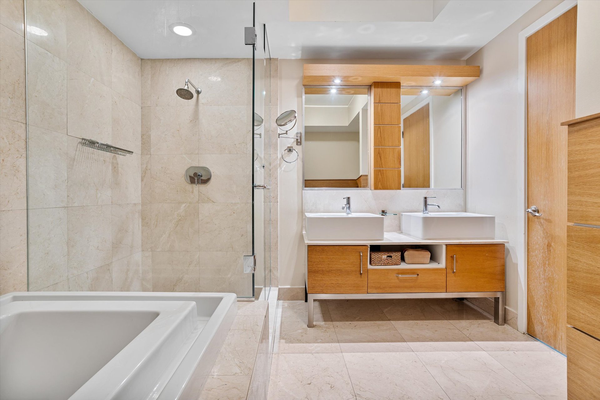 Emerald at Brickell 2105