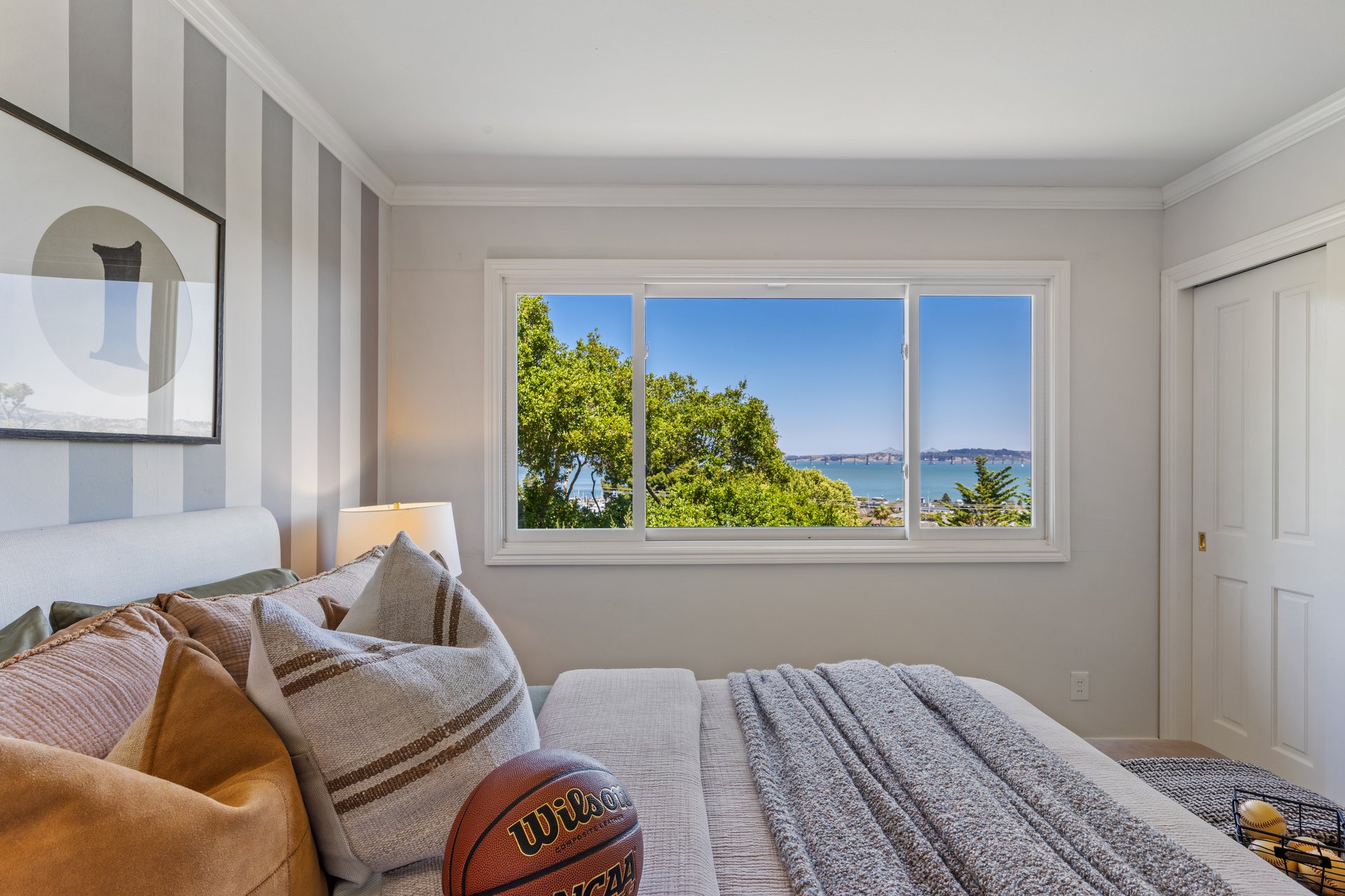 Single Level Retreat with Sweeping Bay Views