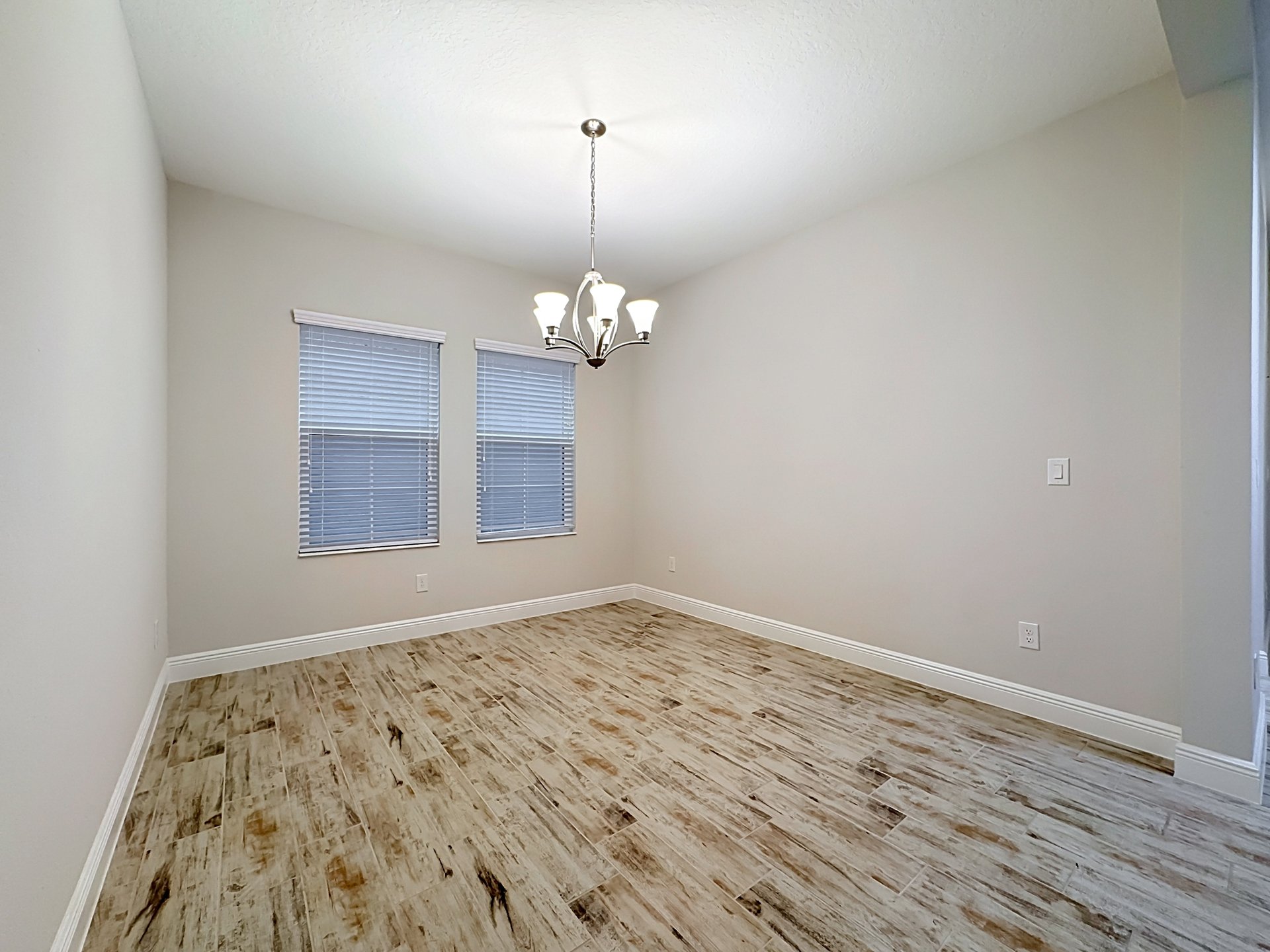 Move-In Ready Pelican in Hawkstone — No Builder Wait, $40K in Upgrades