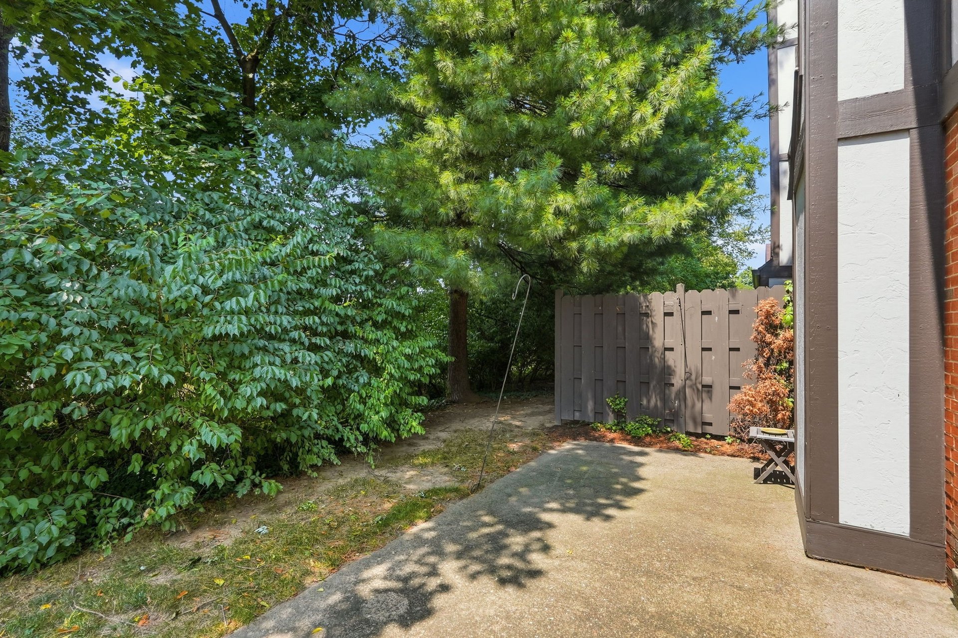 224 Thornberry Circle