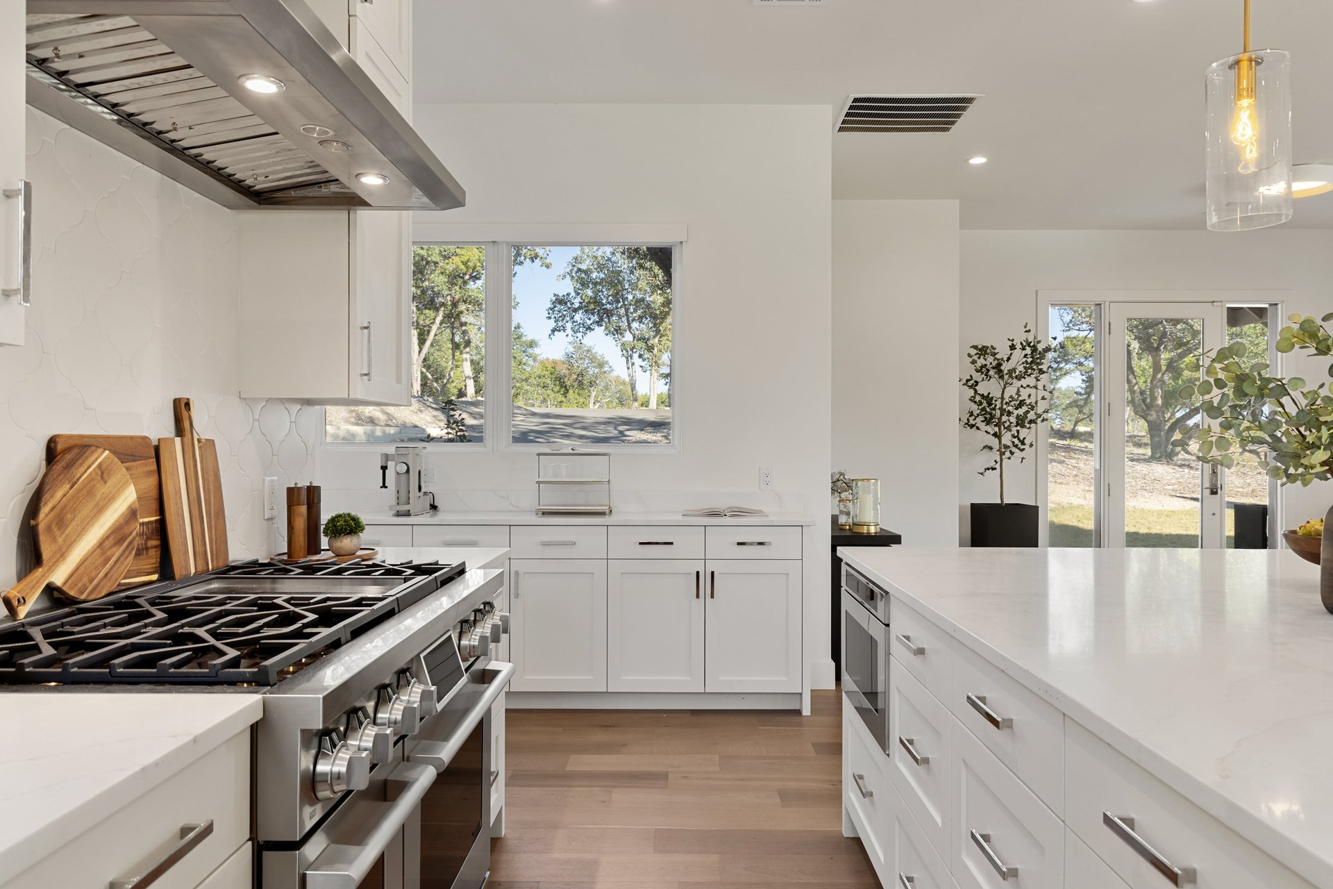 The Pearl of Fitzhugh Place
