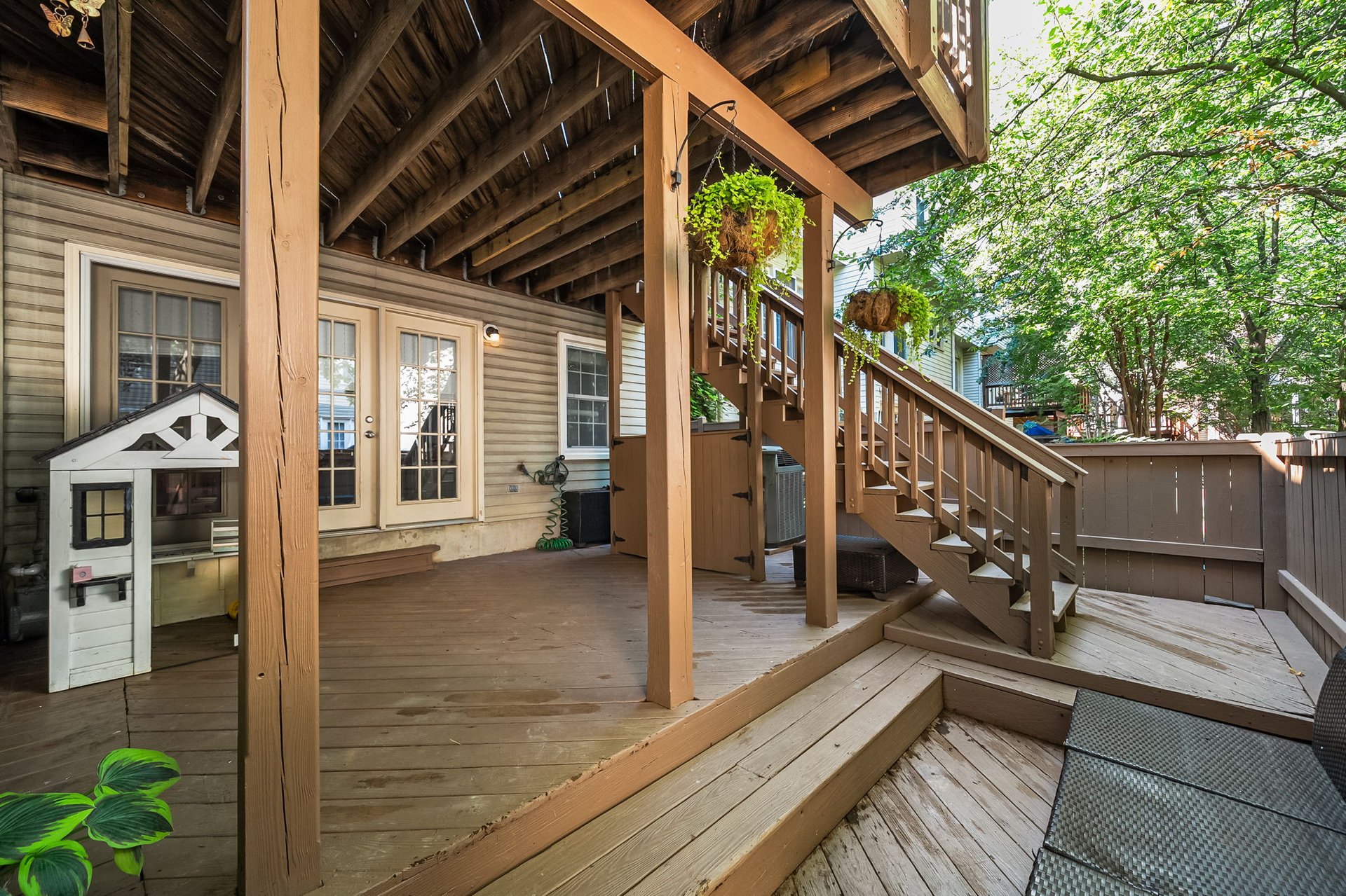 1258 Quaker Hill Dr.