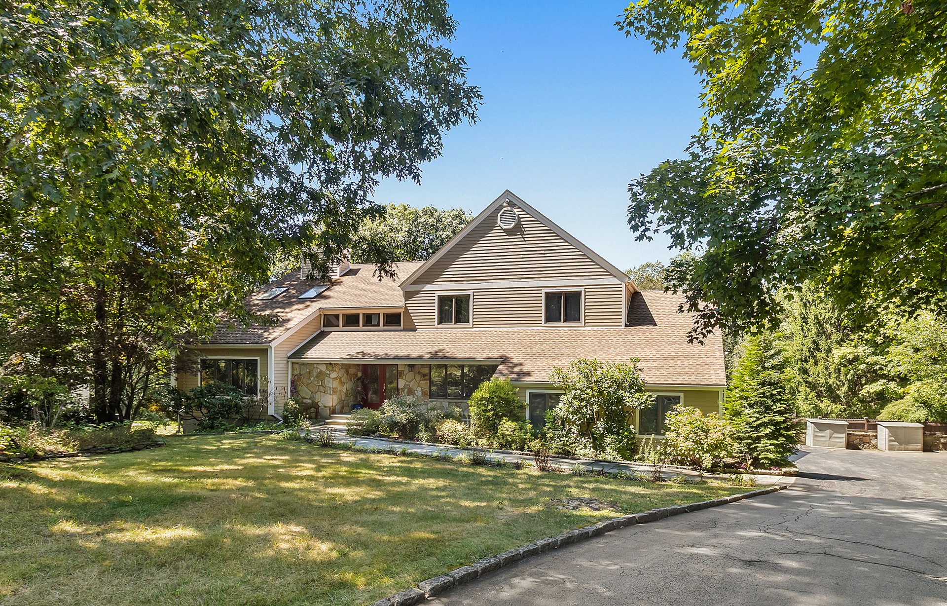 12 Logging Road