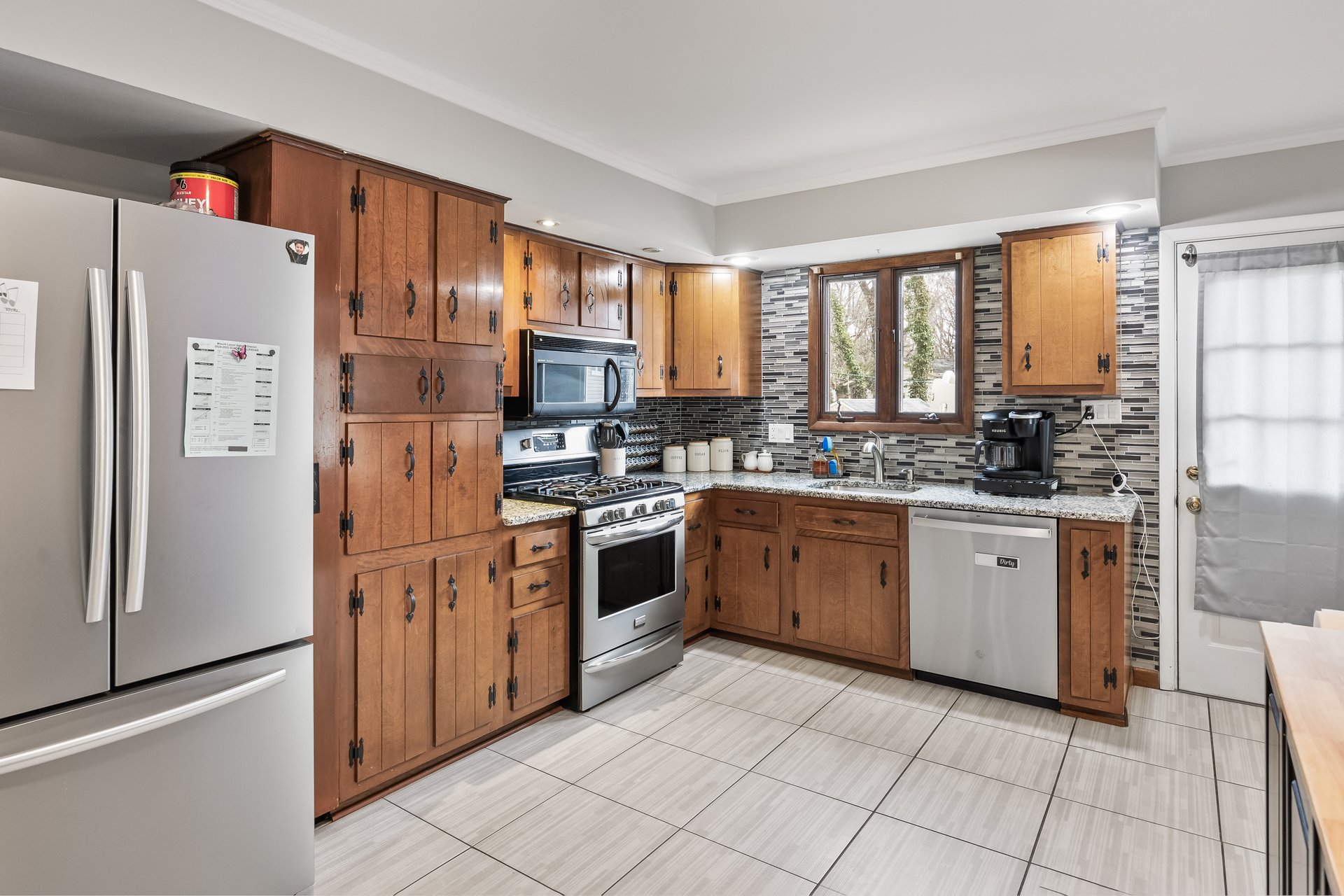 157 Ramblewood Pkwy