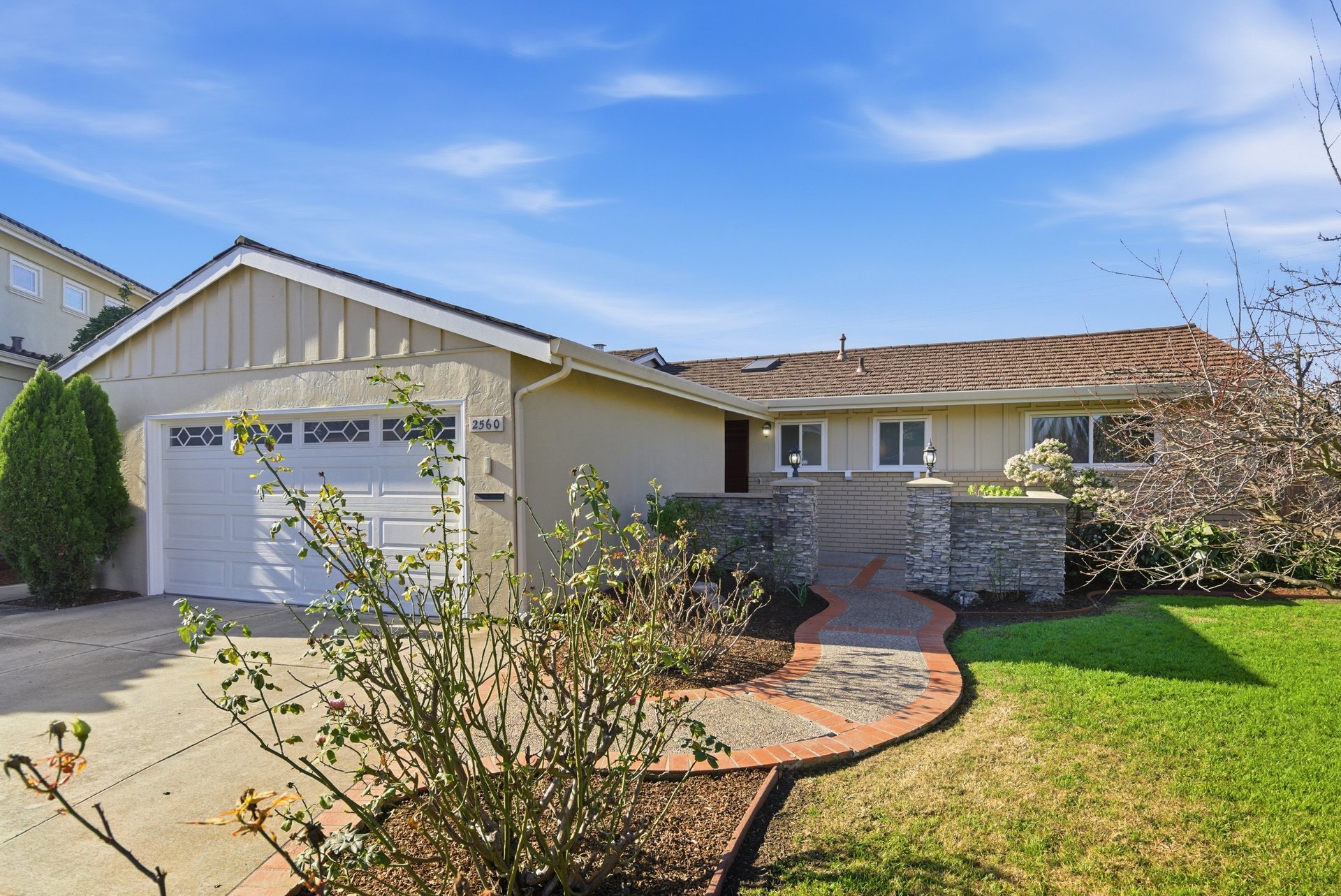 2560 Elliot Court