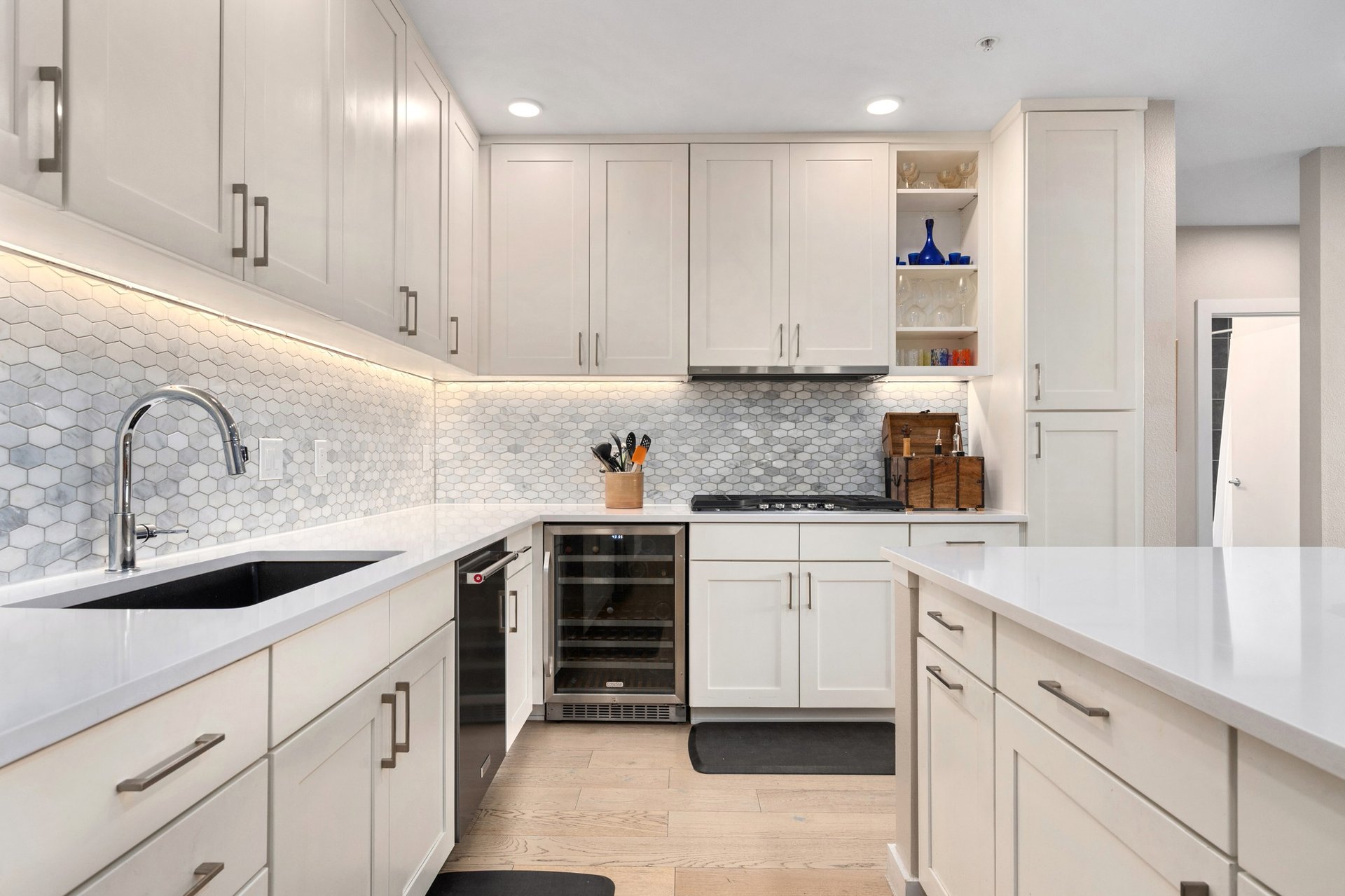 900 S 1st Street #312