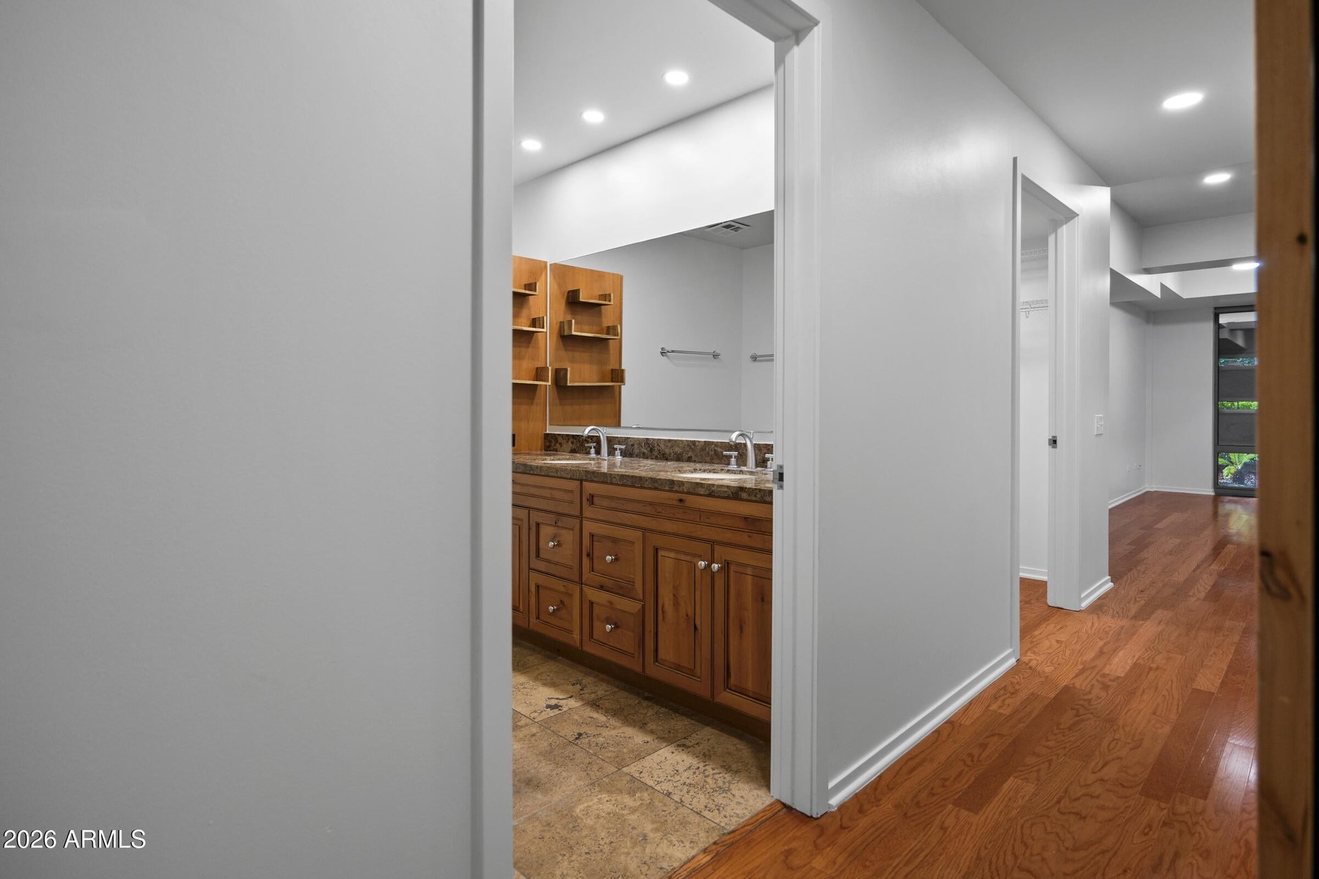 7141 E Rancho Vista Dr, #3007