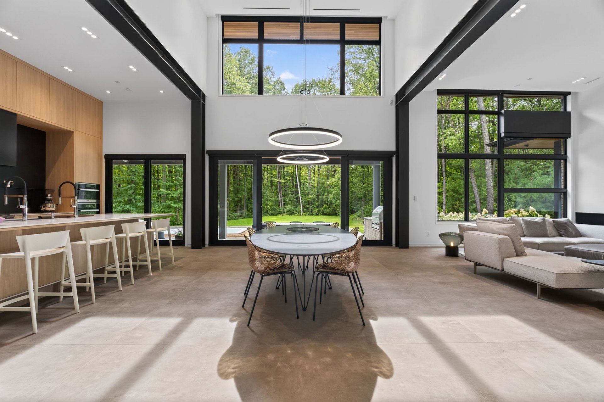 Modern Masterpiece