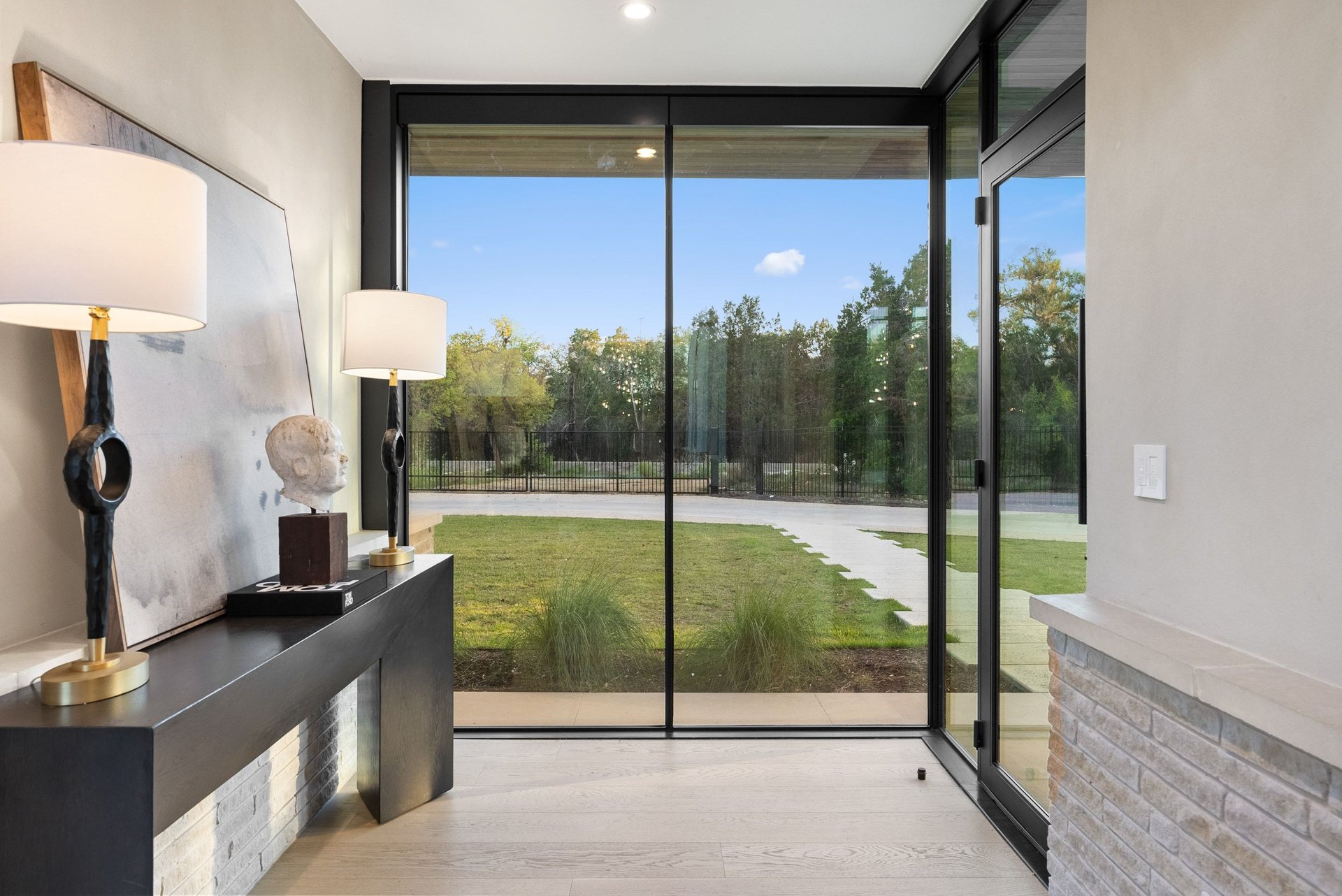 Architectural Elegance in Westlake