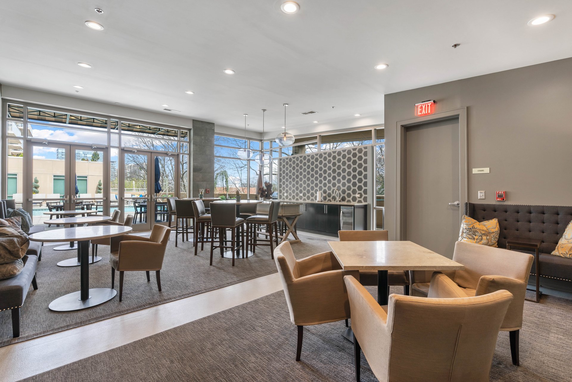 905 Juniper Street NE Unit 704